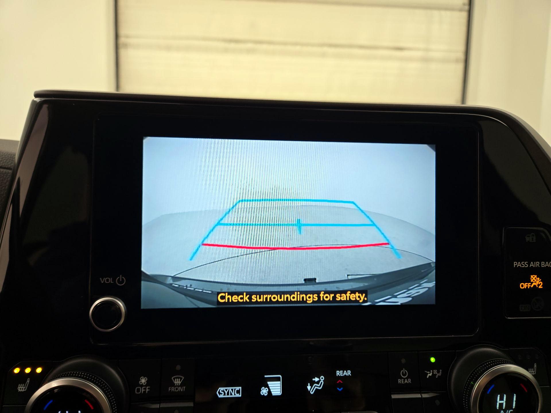 Thumbnail: 2023 Toyota Highlander - 14