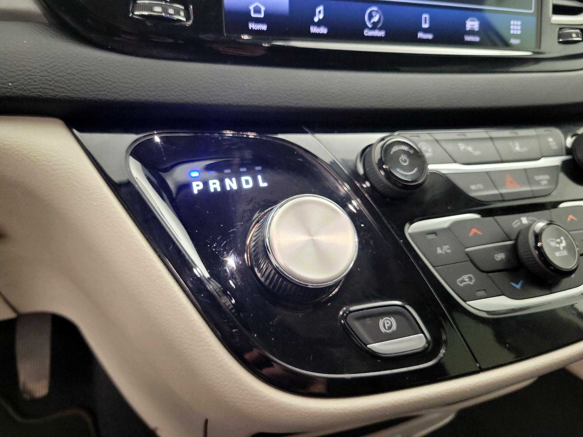 Thumbnail: 2024 Chrysler Pacifica - 17