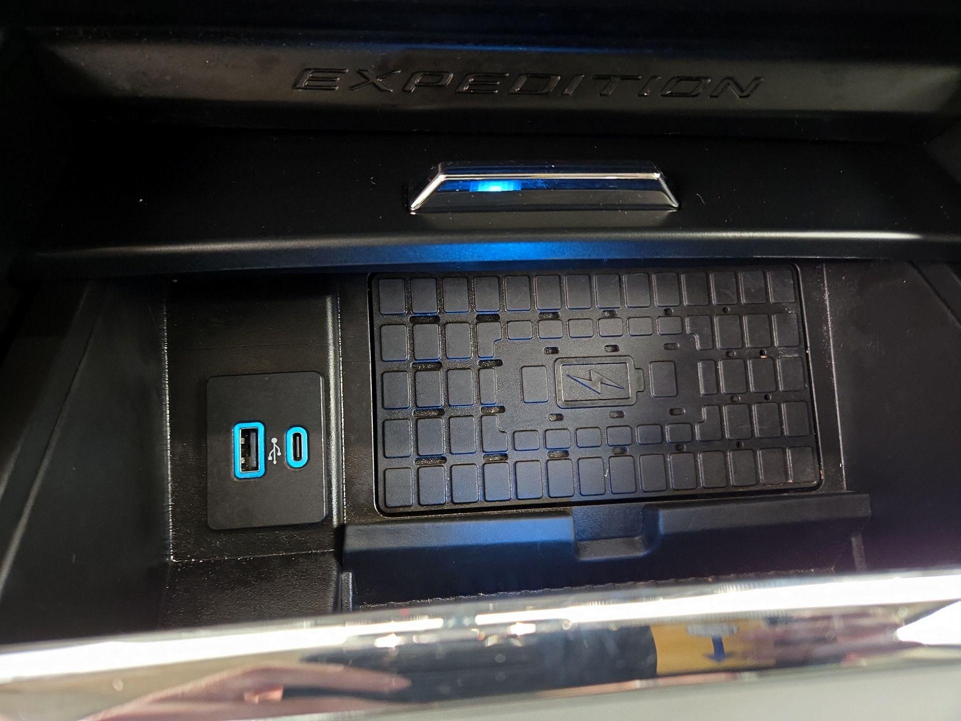 Thumbnail: 2024 Ford Expedition - 19