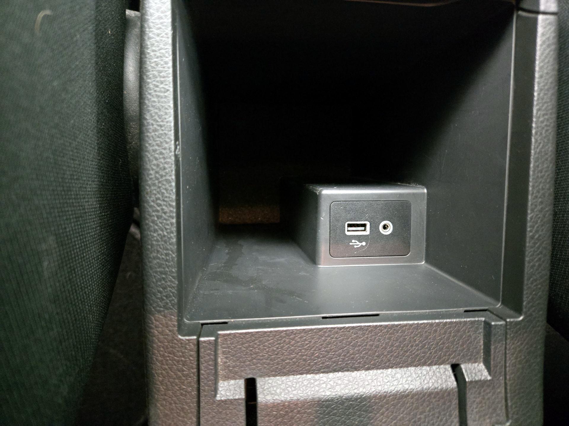 Thumbnail: 2019 Nissan Sentra - 18