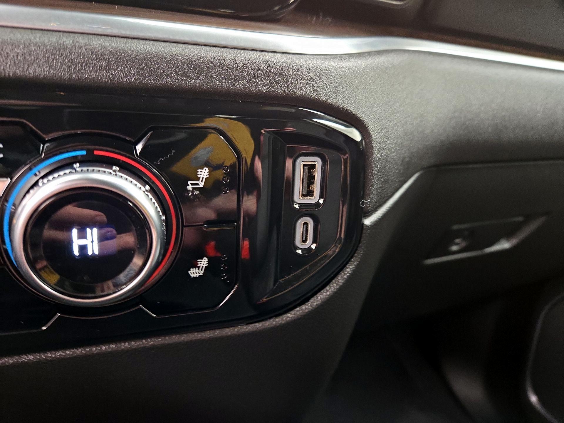 Thumbnail: 2025 GMC Sierra 1500 - 19