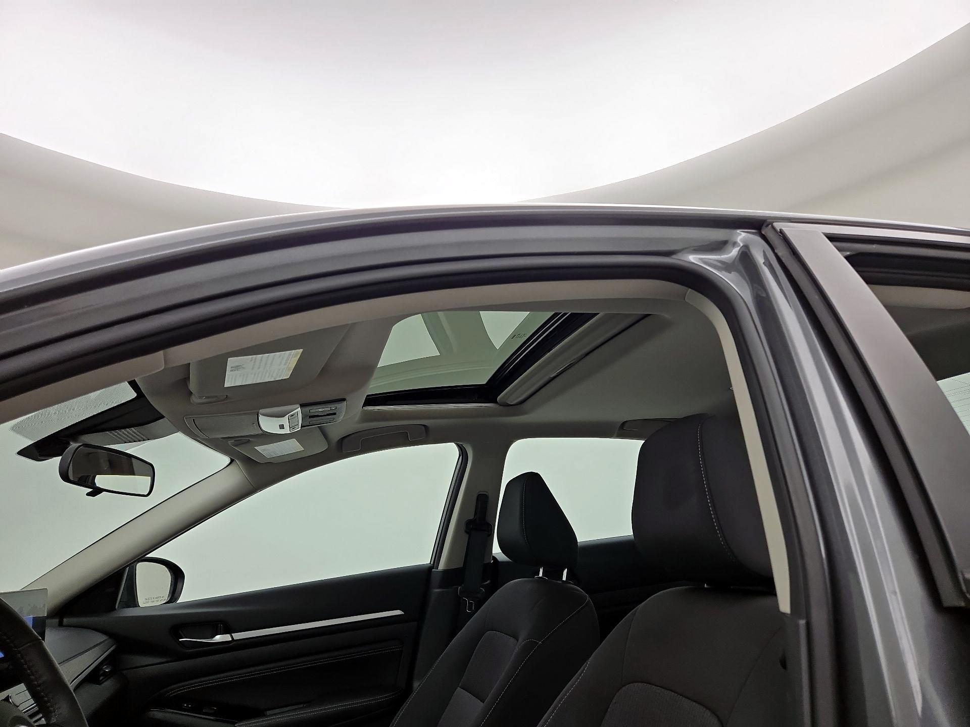 Thumbnail: 2023 Nissan Altima - 20