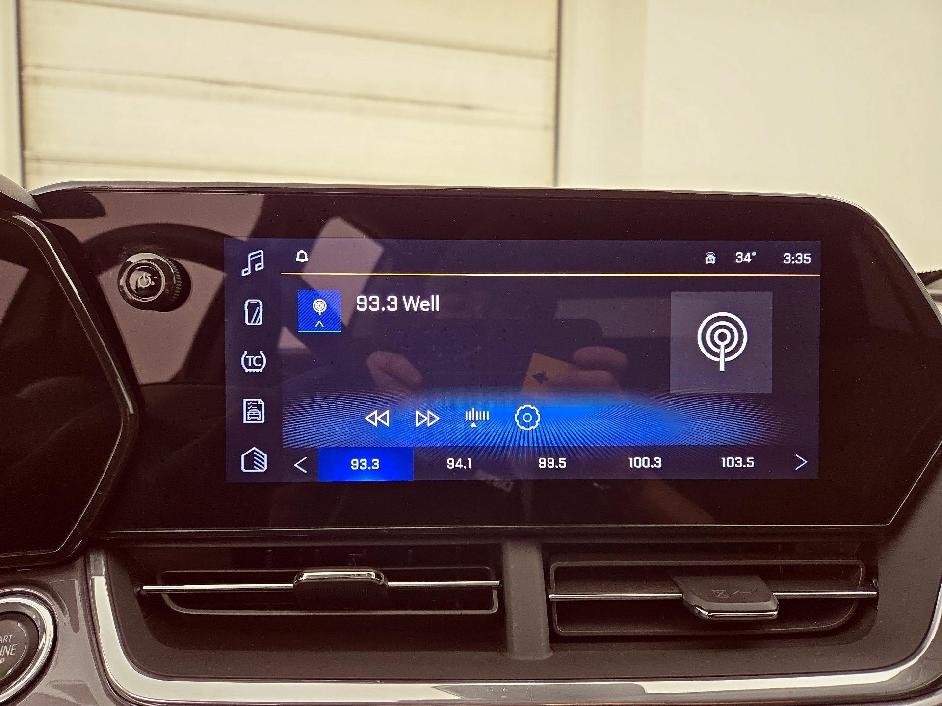 Thumbnail: 2024 Chevrolet Trax - 15