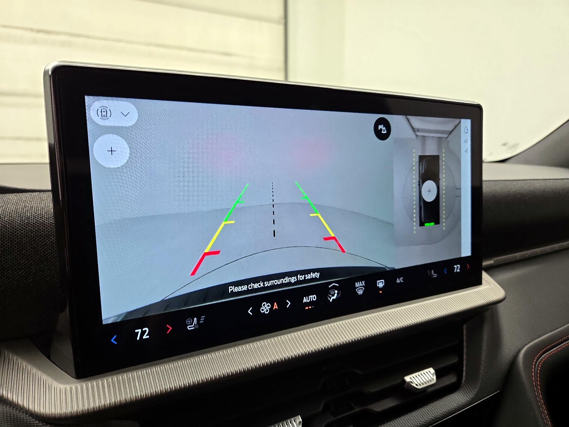 Thumbnail: 2025 Ford Explorer - 15