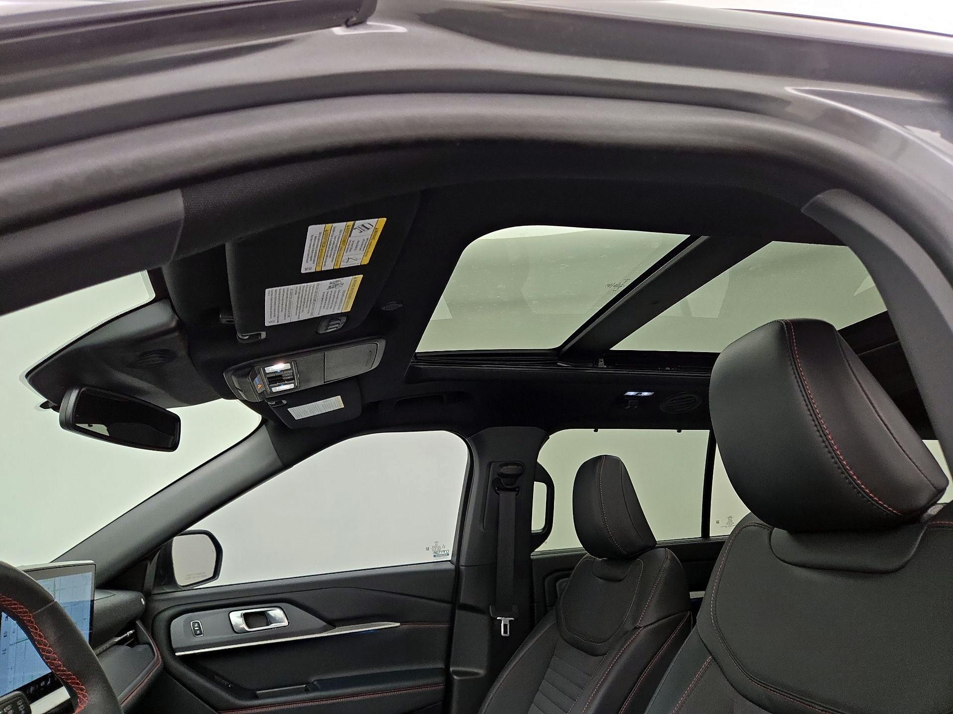 Thumbnail: 2025 Ford Explorer - 20