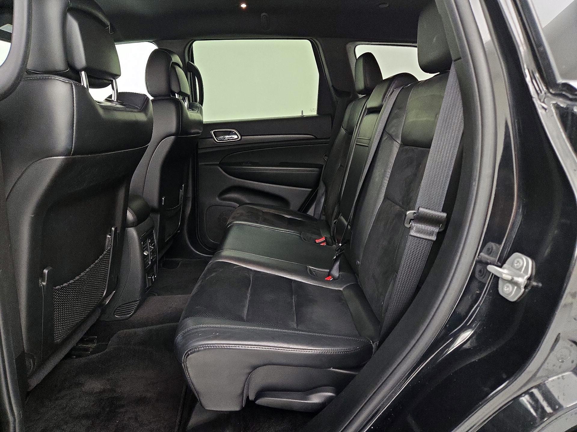 Thumbnail: 2018 Jeep Grand Cherokee - 20