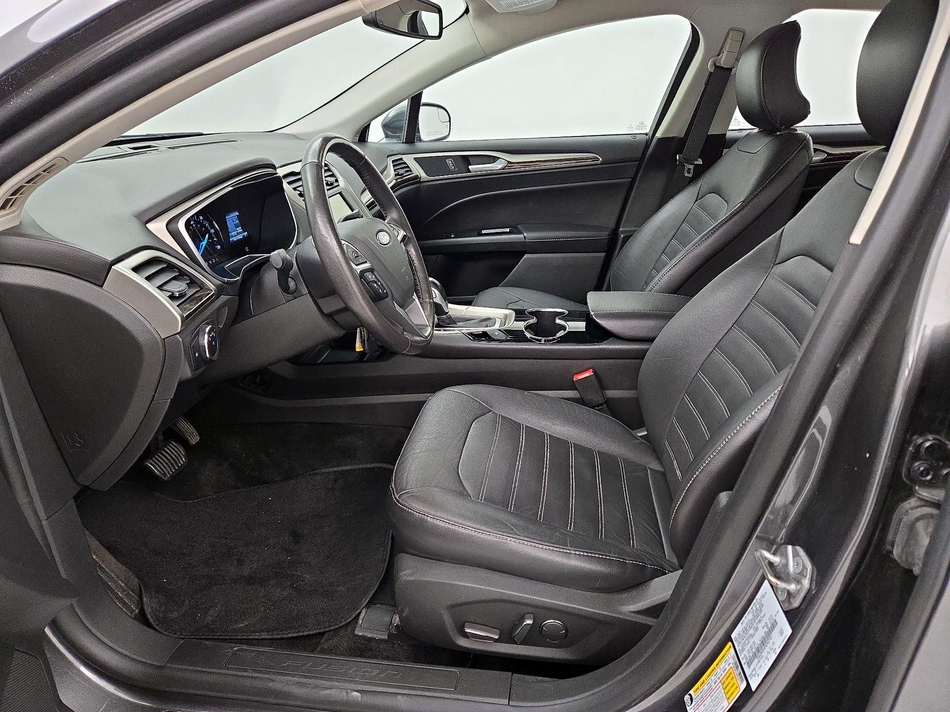 Thumbnail: 2015 Ford Fusion - 11