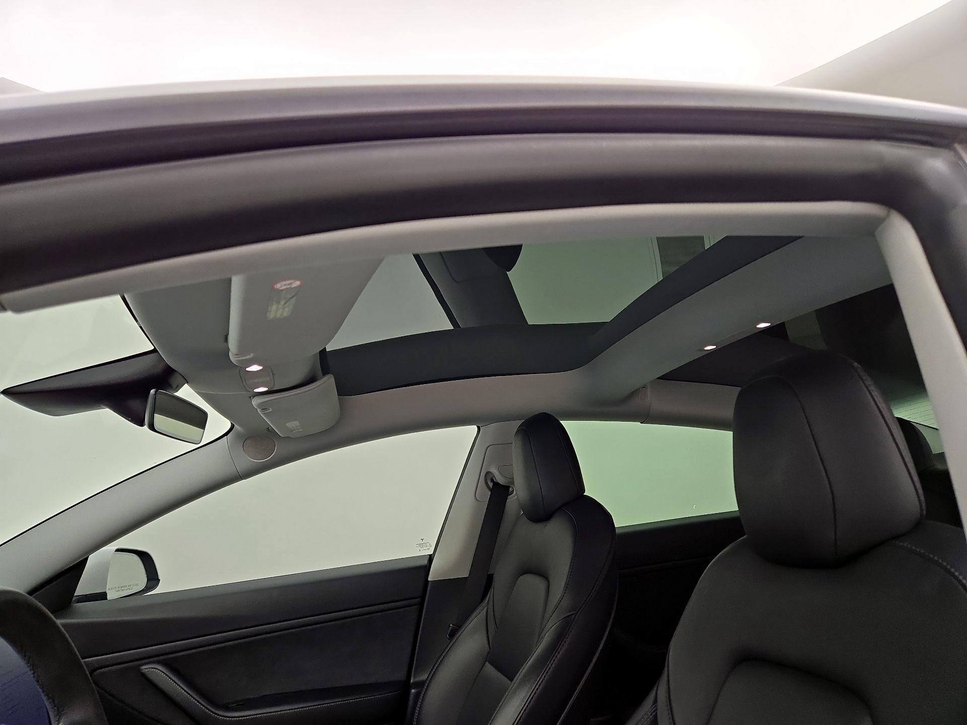 Thumbnail: 2021 Tesla Model 3 - 18