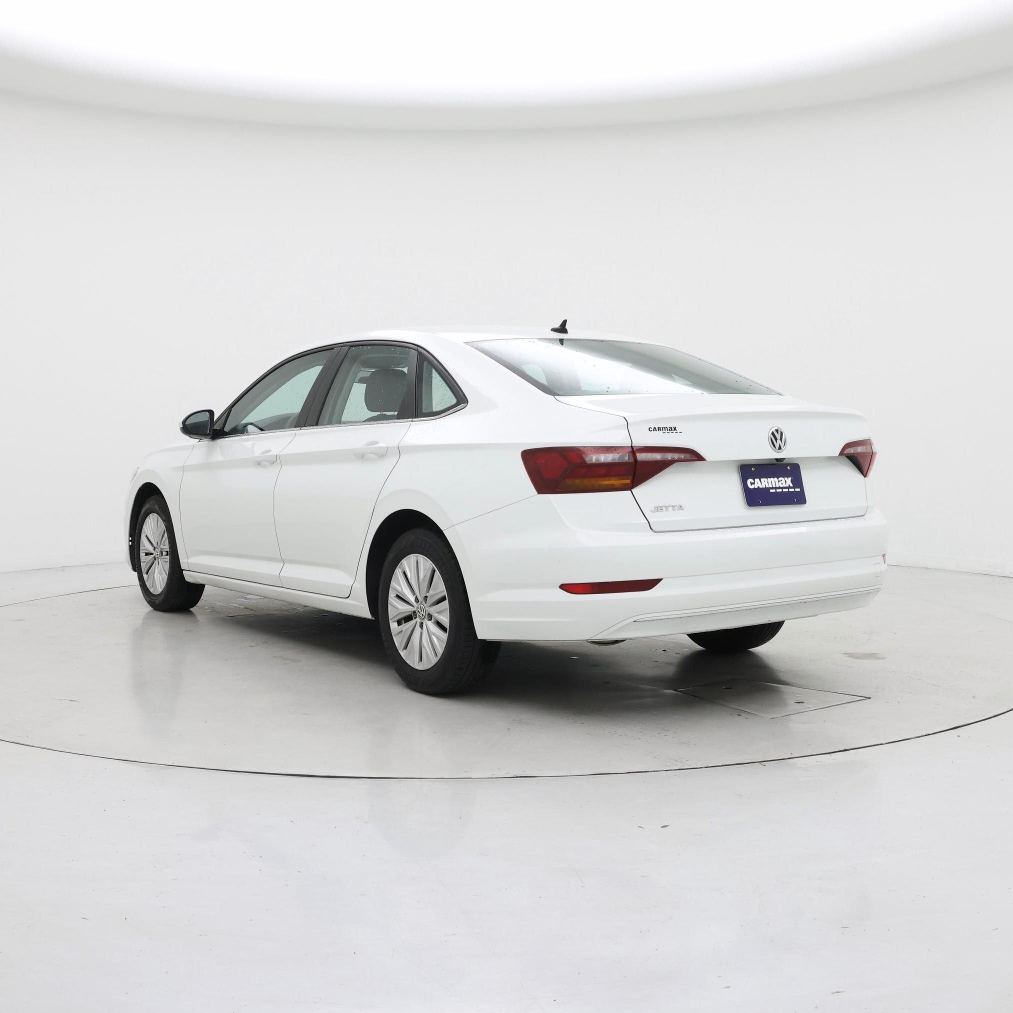 Thumbnail: 2019 Volkswagen Jetta - 2