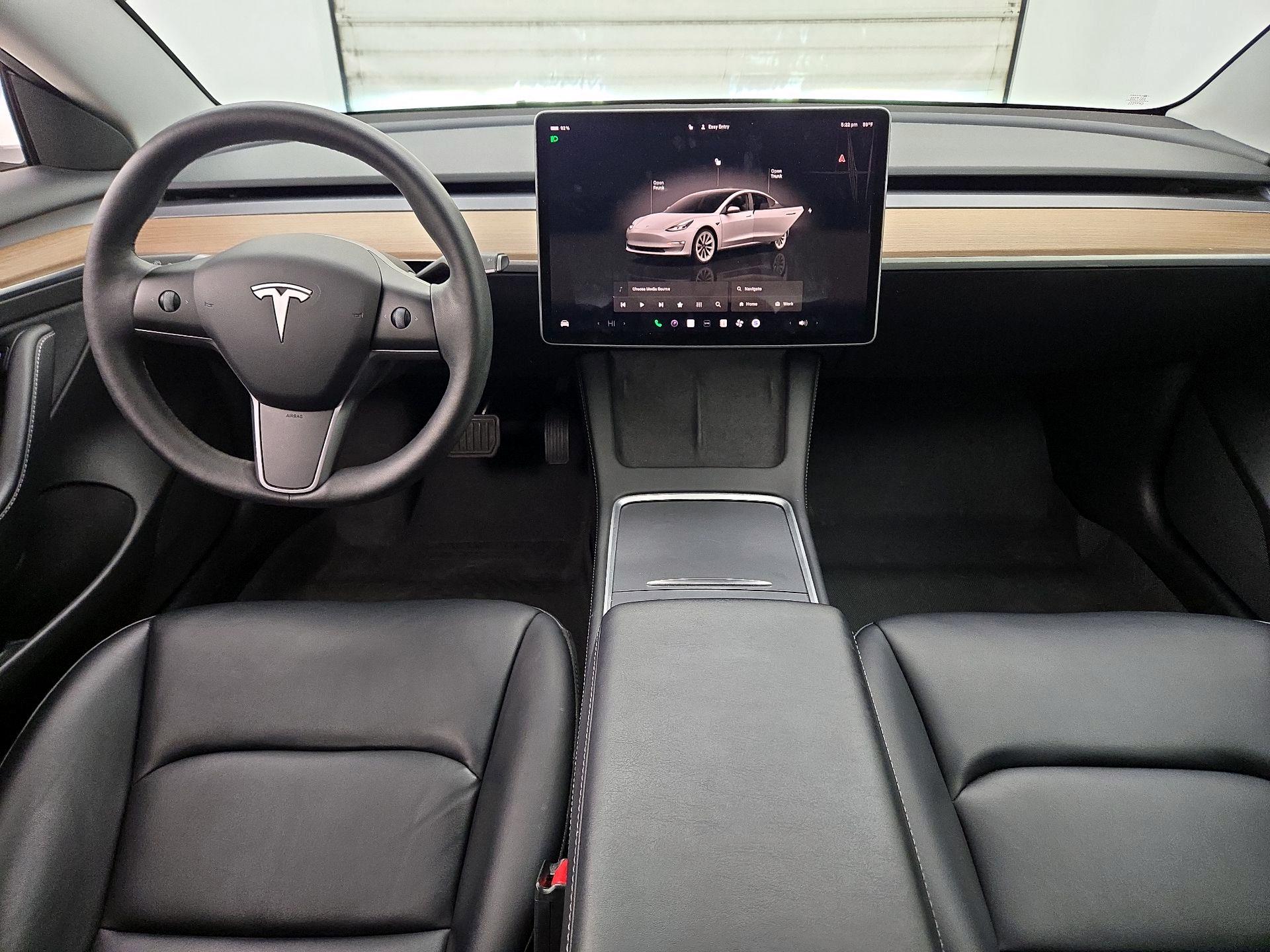 Thumbnail: 2023 Tesla Model 3 - 9