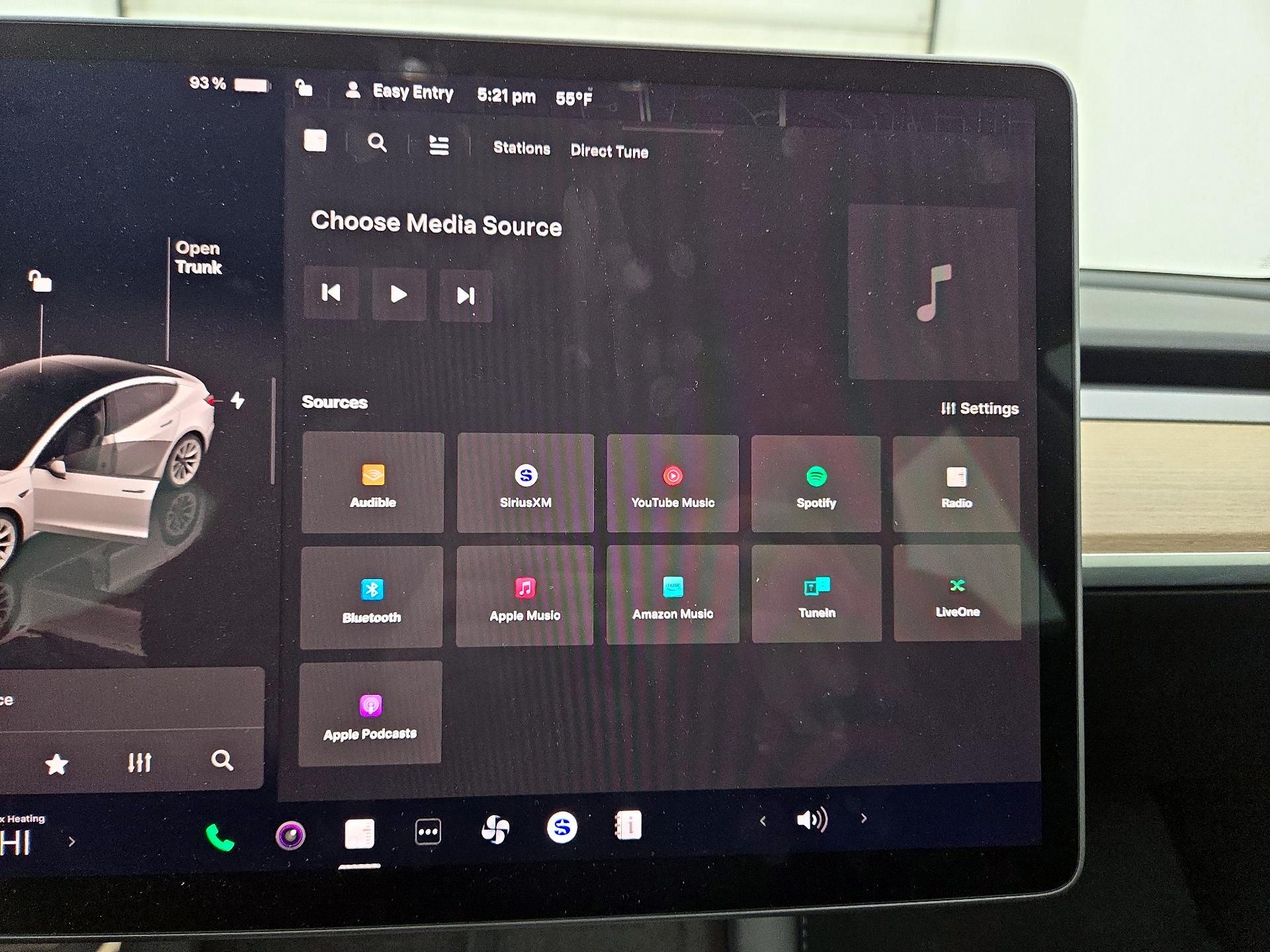 Thumbnail: 2023 Tesla Model 3 - 15
