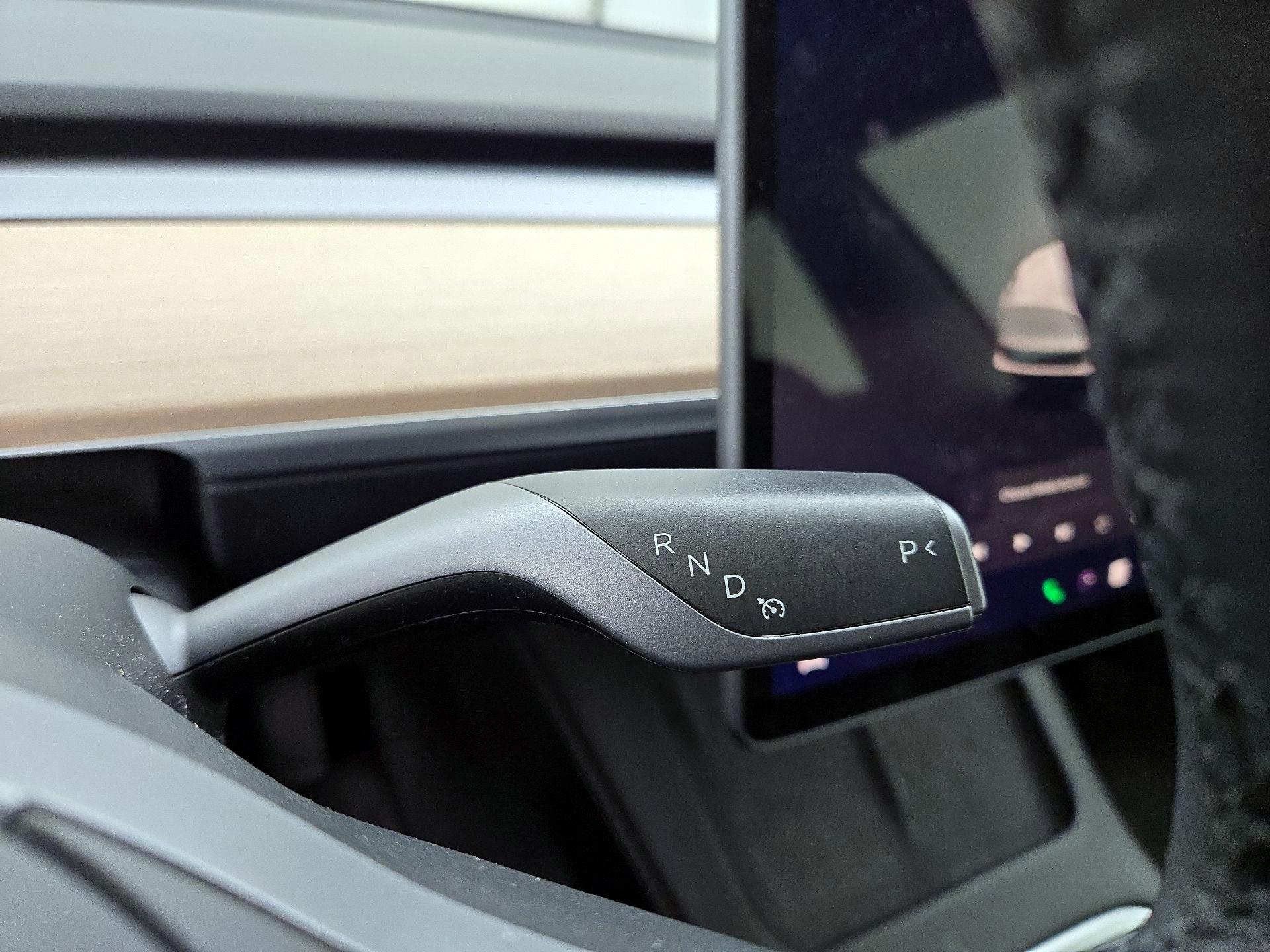 Thumbnail: 2023 Tesla Model 3 - 17