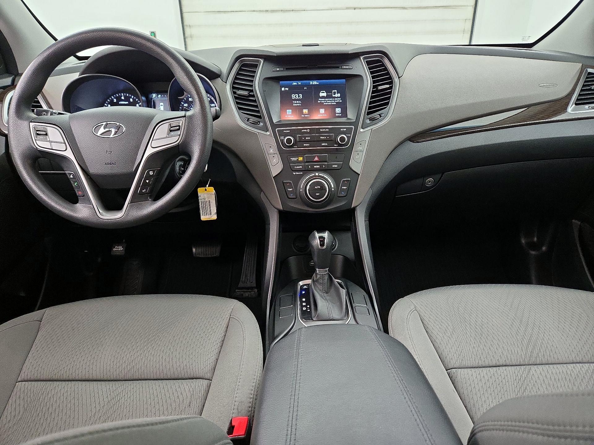 Thumbnail: 2017 Hyundai Santa Fe - 9