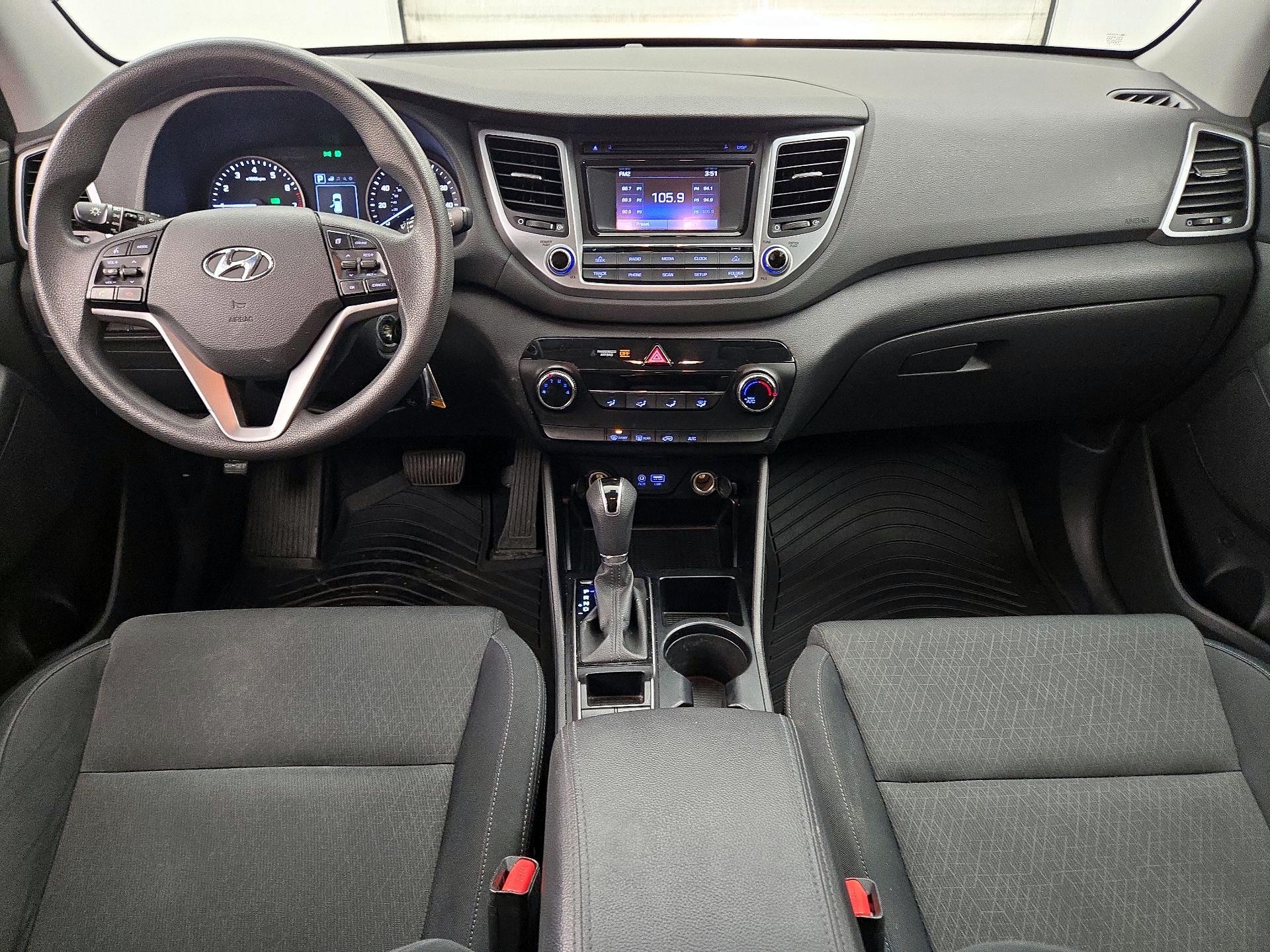 Thumbnail: 2016 Hyundai Tucson - 9