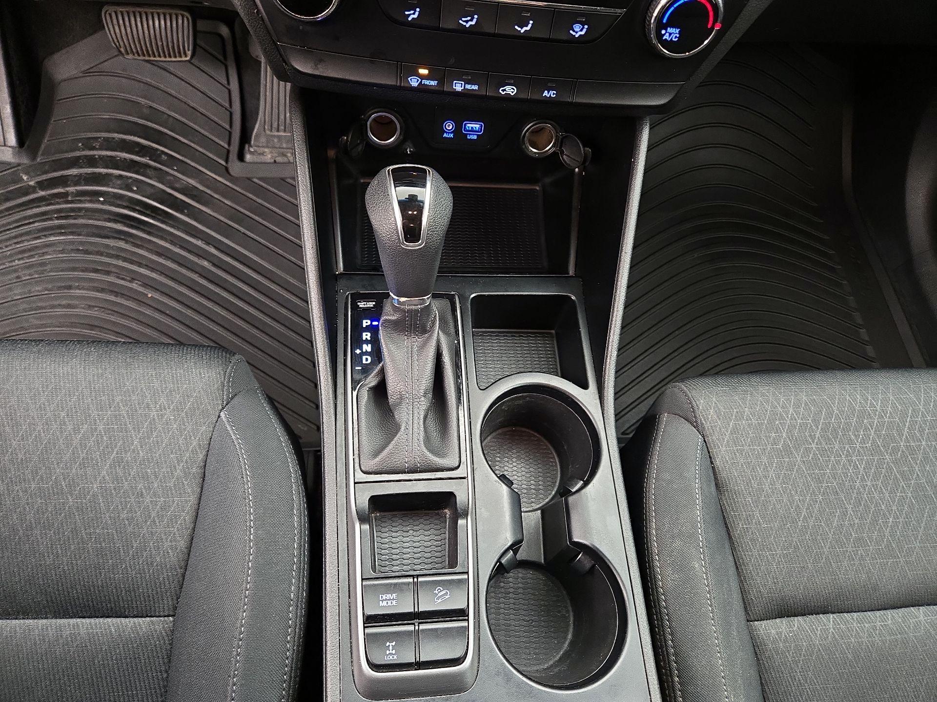 Thumbnail: 2016 Hyundai Tucson - 17