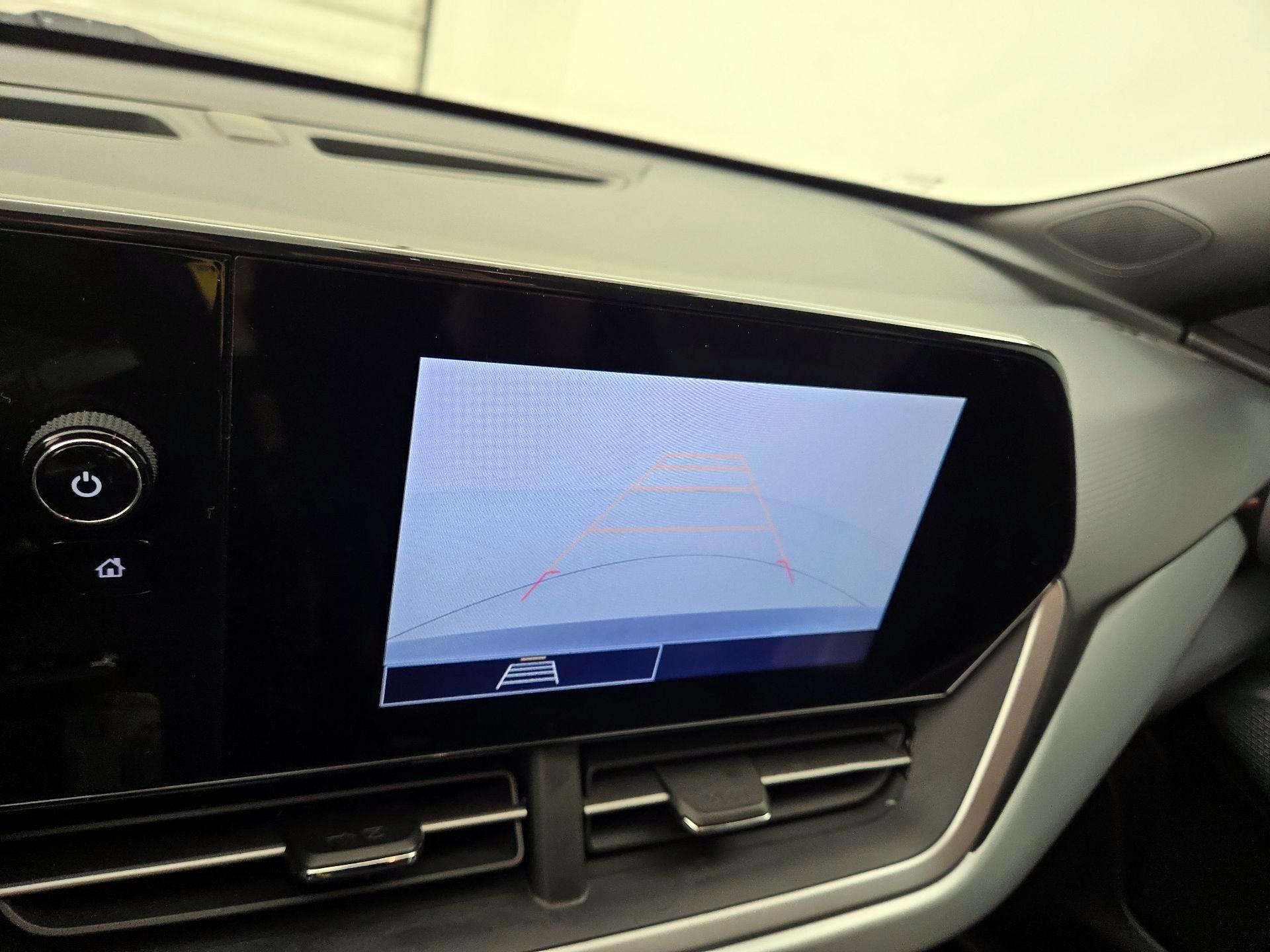 Thumbnail: 2025 Chevrolet Trax - 14