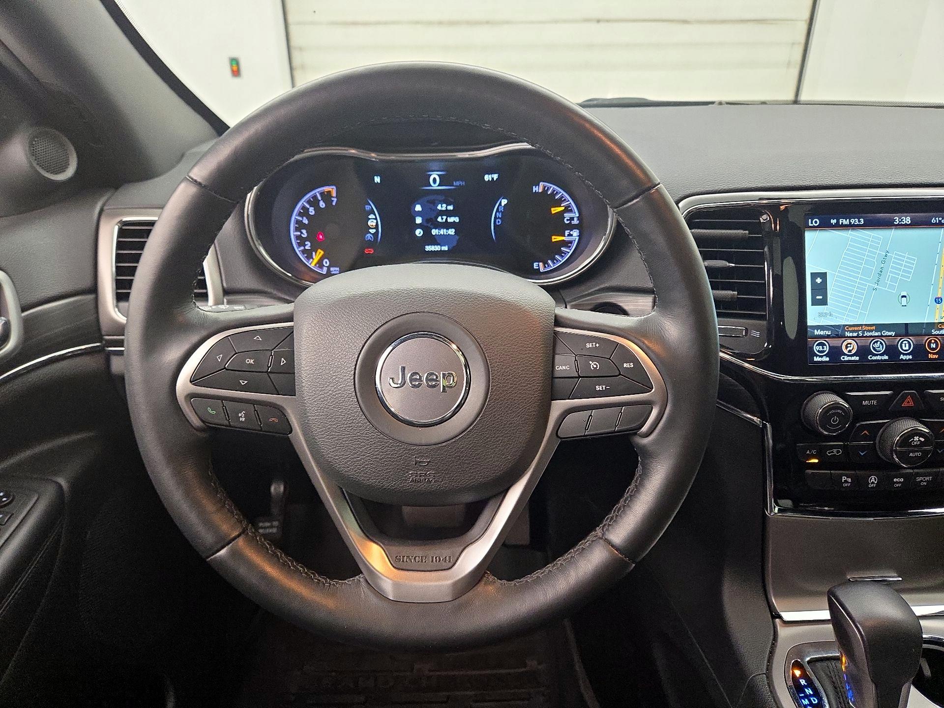 Thumbnail: 2022 Jeep Grand Cherokee - 10