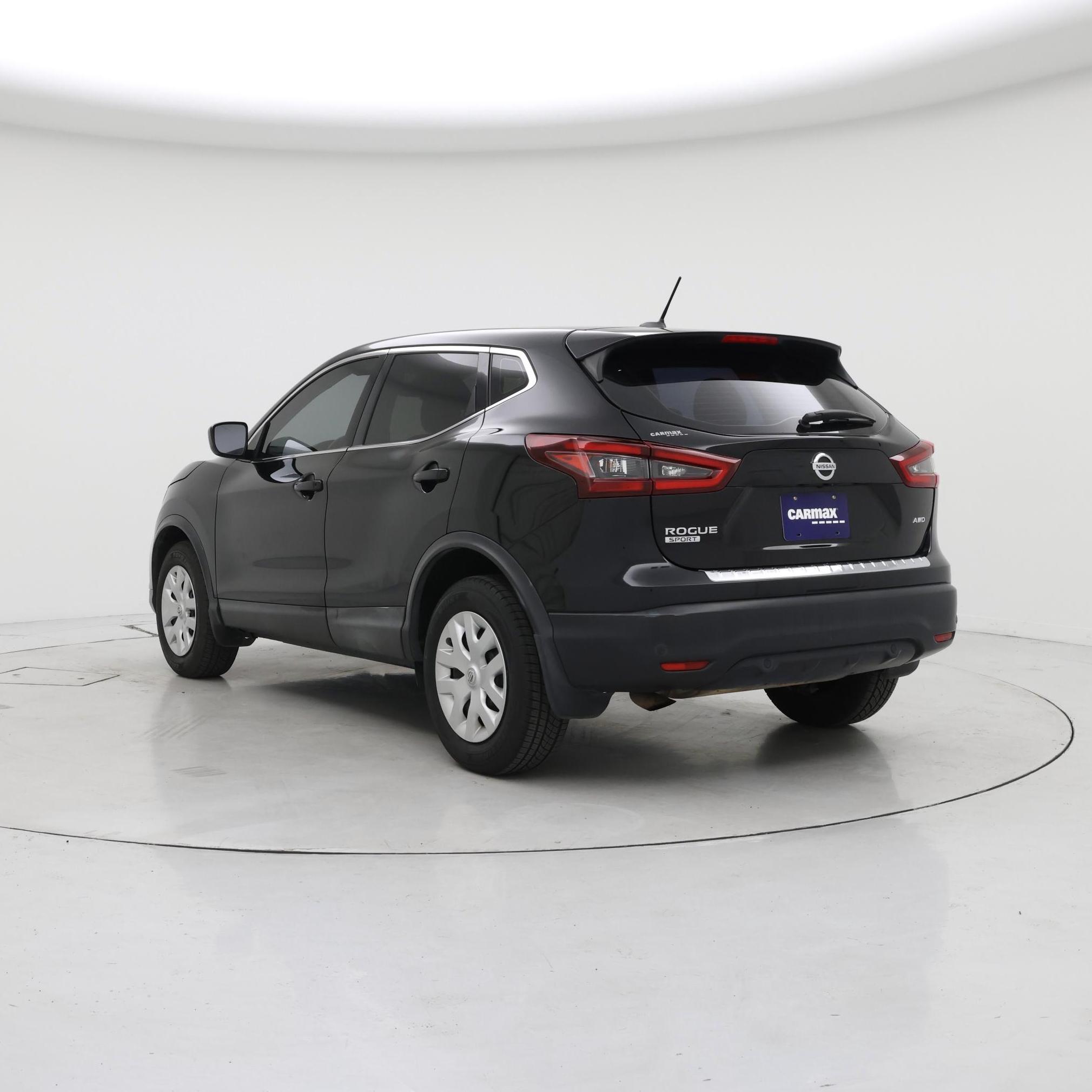 Thumbnail: 2020 Nissan Rogue Sport - 2