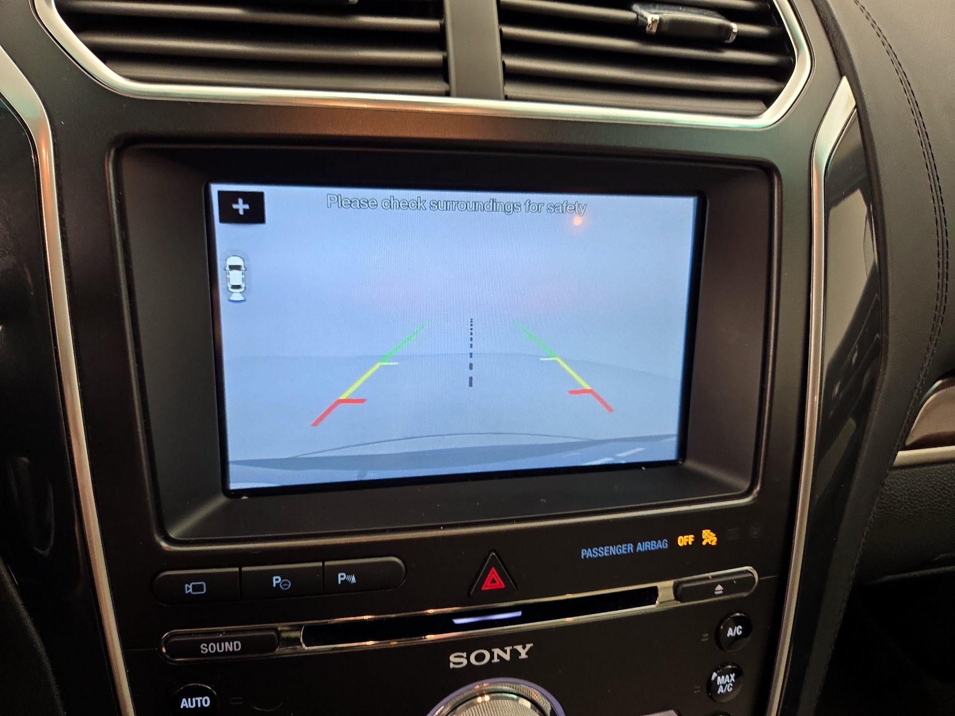 Thumbnail: 2017 Ford Explorer - 15