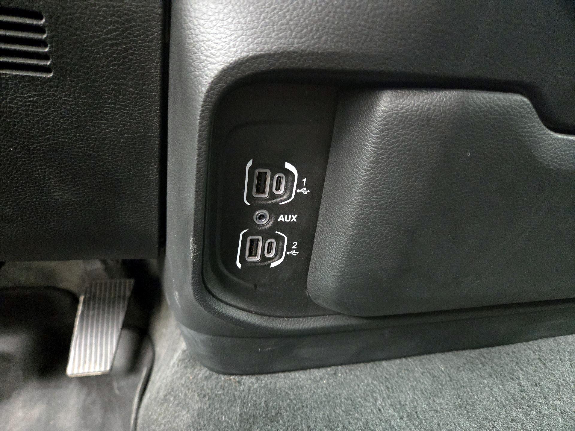 Thumbnail: 2024 RAM 1500 - 19