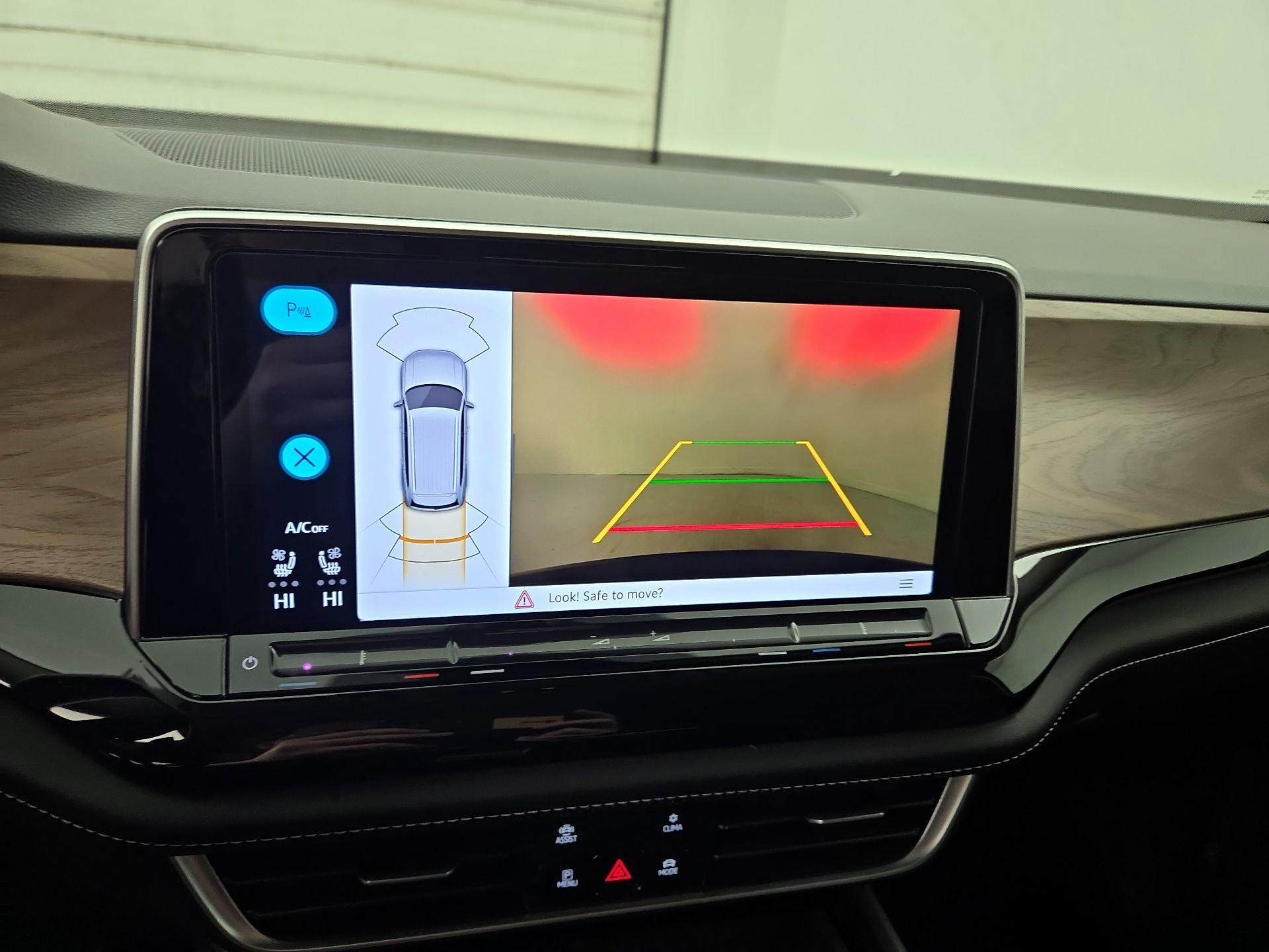 Thumbnail: 2025 Volkswagen Atlas - 14