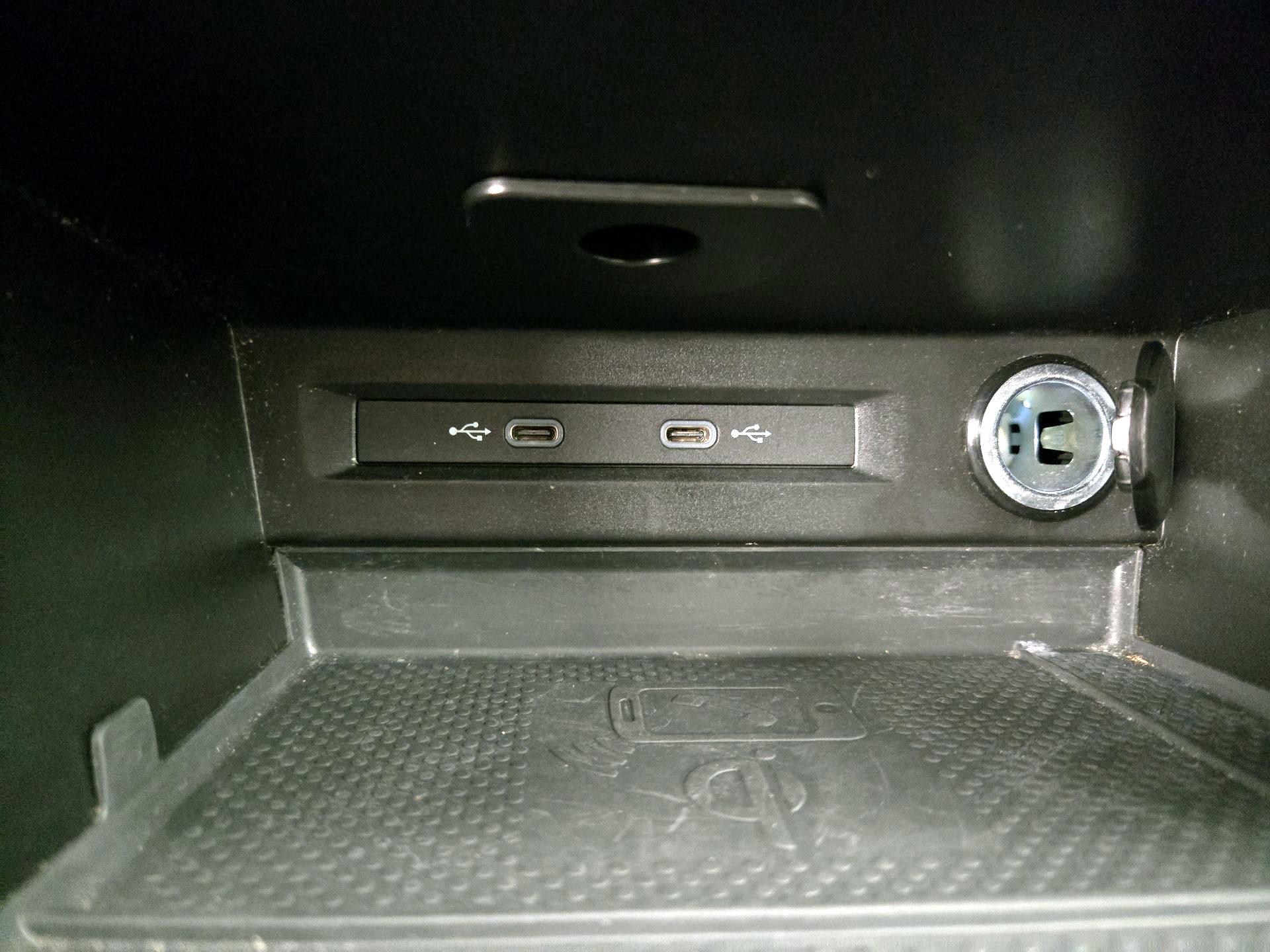 Thumbnail: 2024 Volkswagen Tiguan - 18