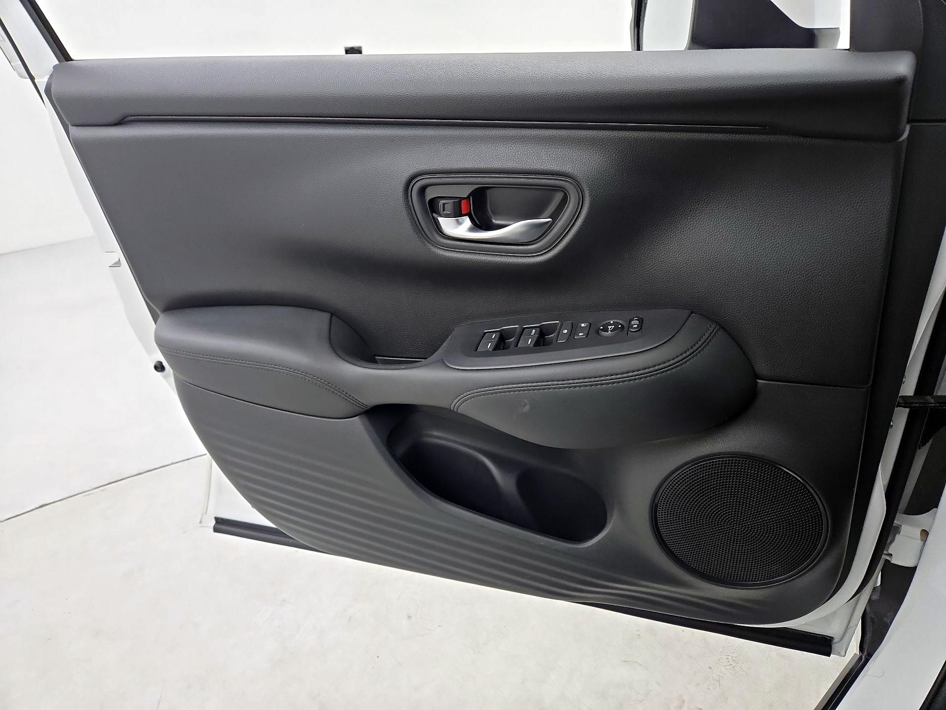 Thumbnail: 2024 Honda HR-V - 12