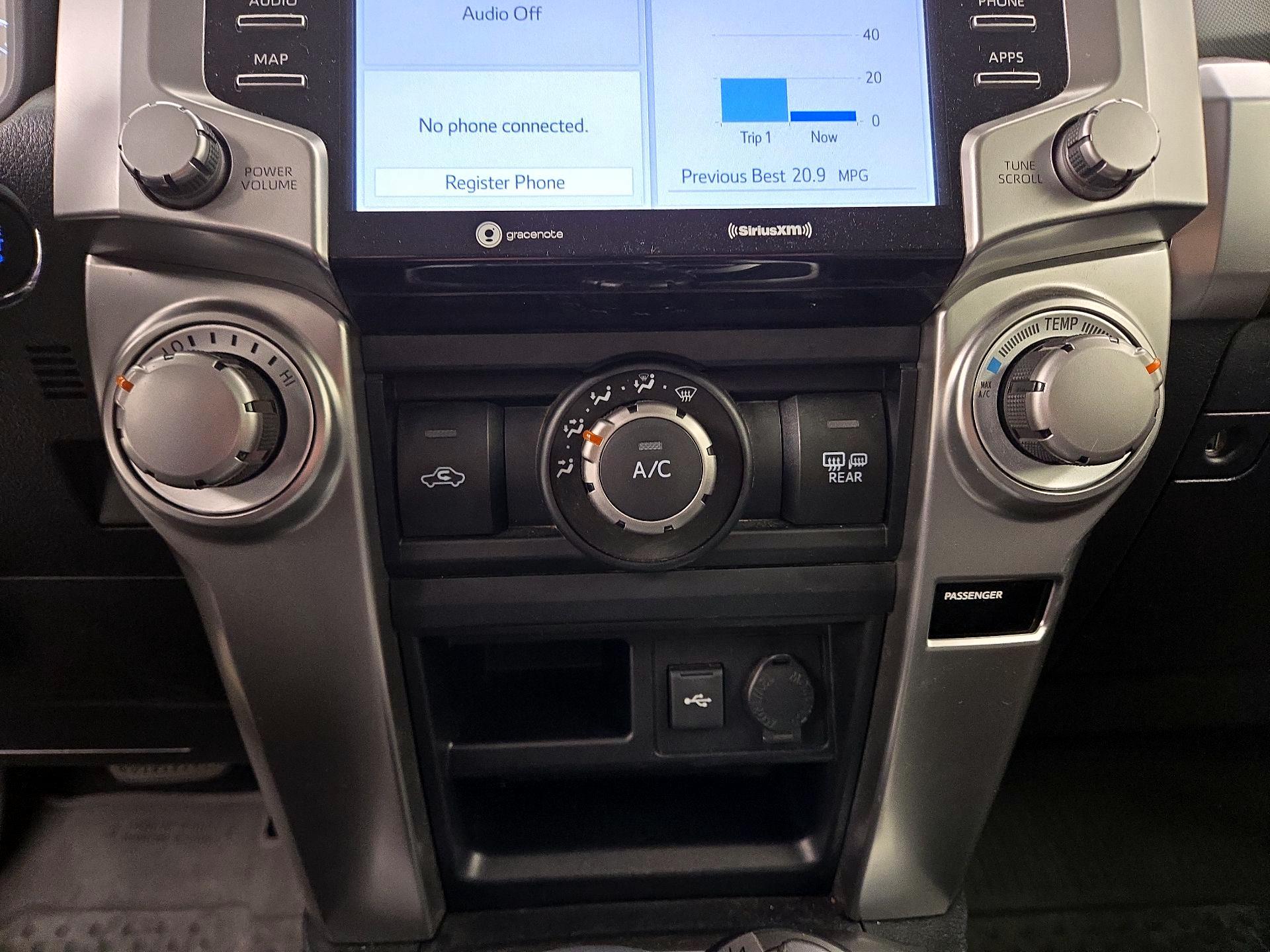 Thumbnail: 2024 Toyota 4Runner - 16