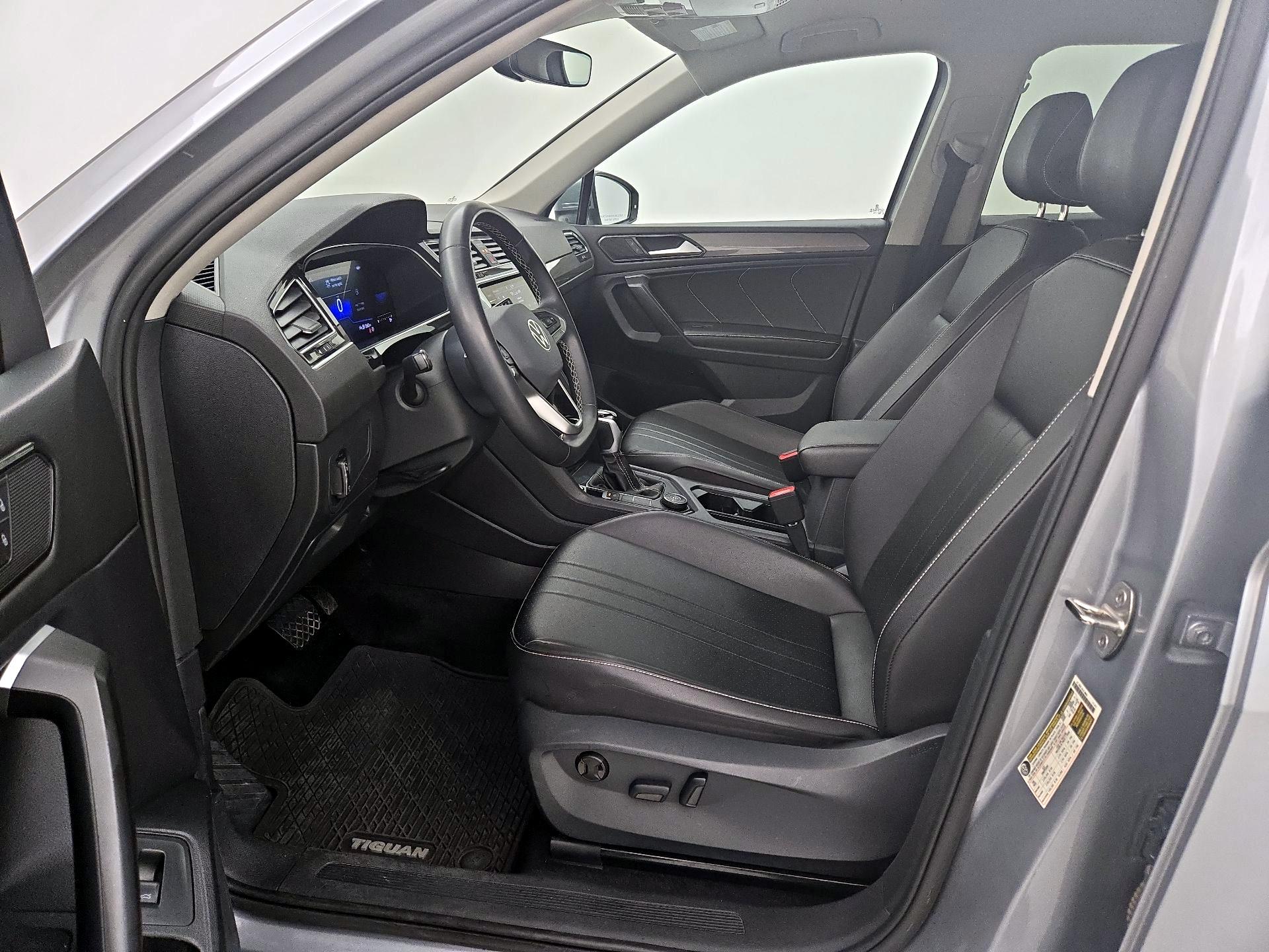 Thumbnail: 2024 Volkswagen Tiguan - 11