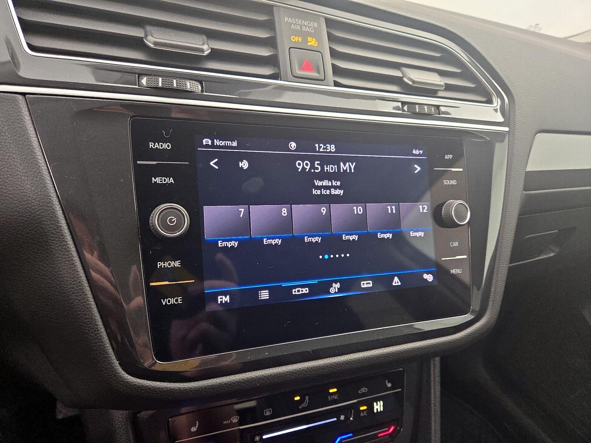 Thumbnail: 2024 Volkswagen Tiguan - 15