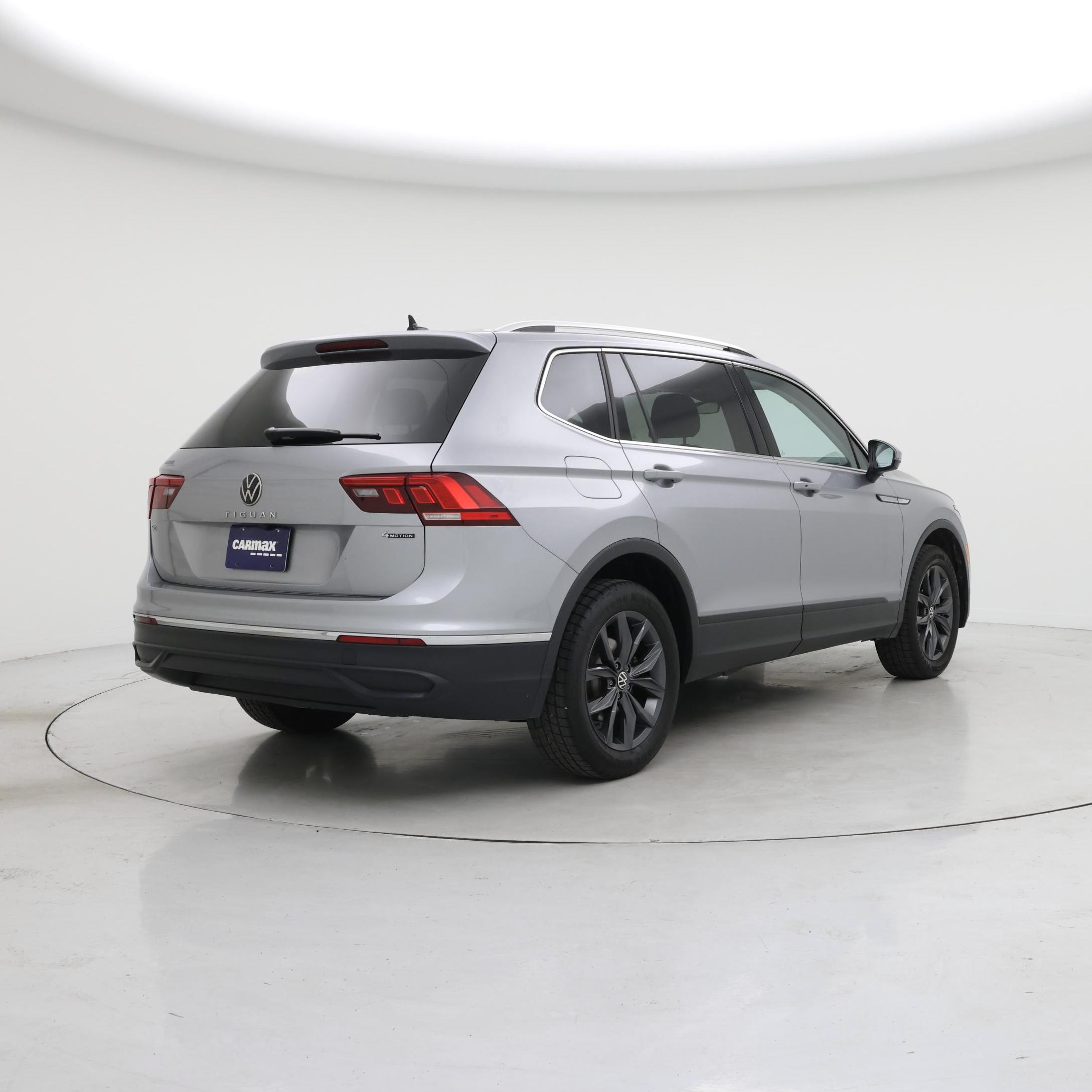 Thumbnail: 2024 Volkswagen Tiguan - 8