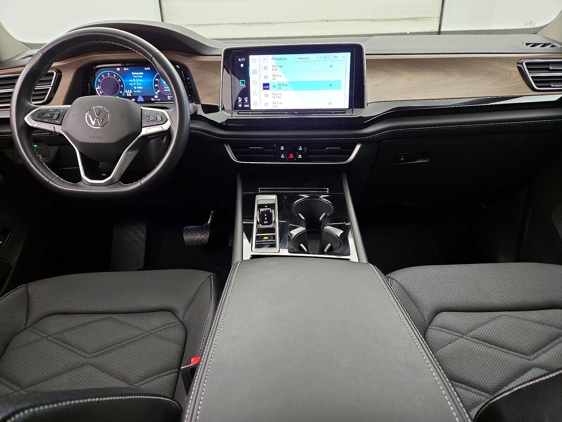 Thumbnail: 2024 Volkswagen Atlas - 9