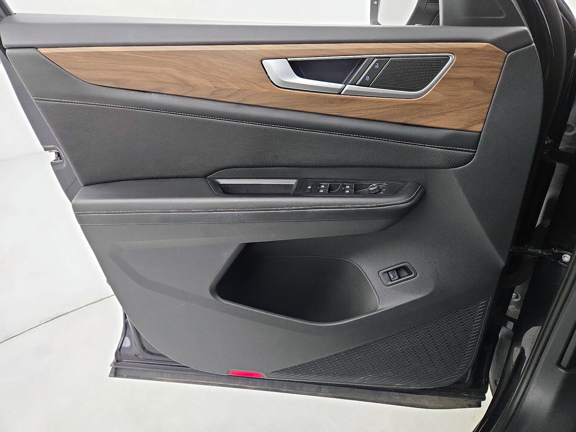 Thumbnail: 2024 Volkswagen Atlas - 12