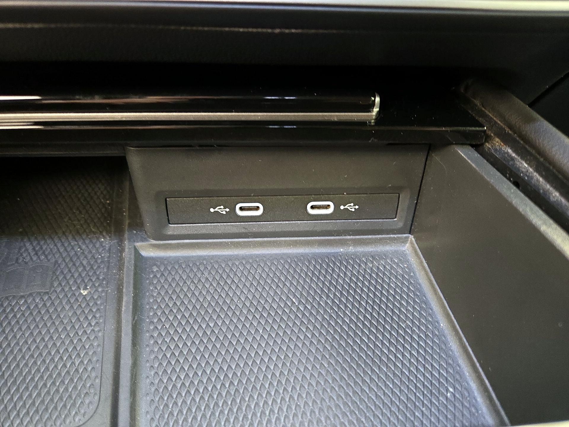 Thumbnail: 2024 Volkswagen Atlas - 18