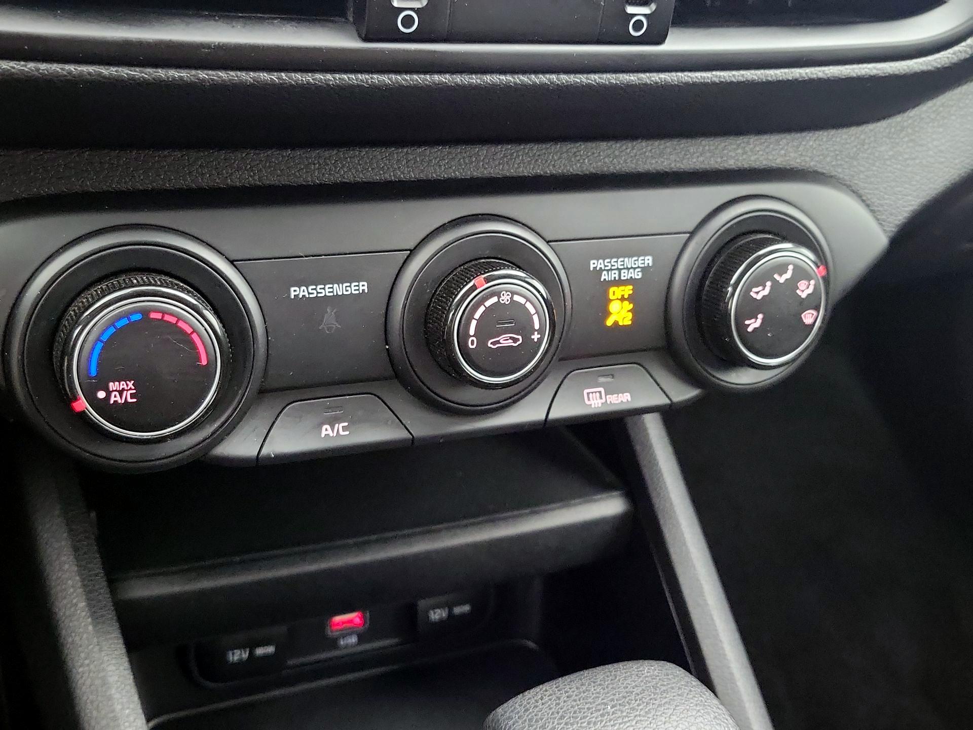 Thumbnail: 2023 Kia Forte - 16