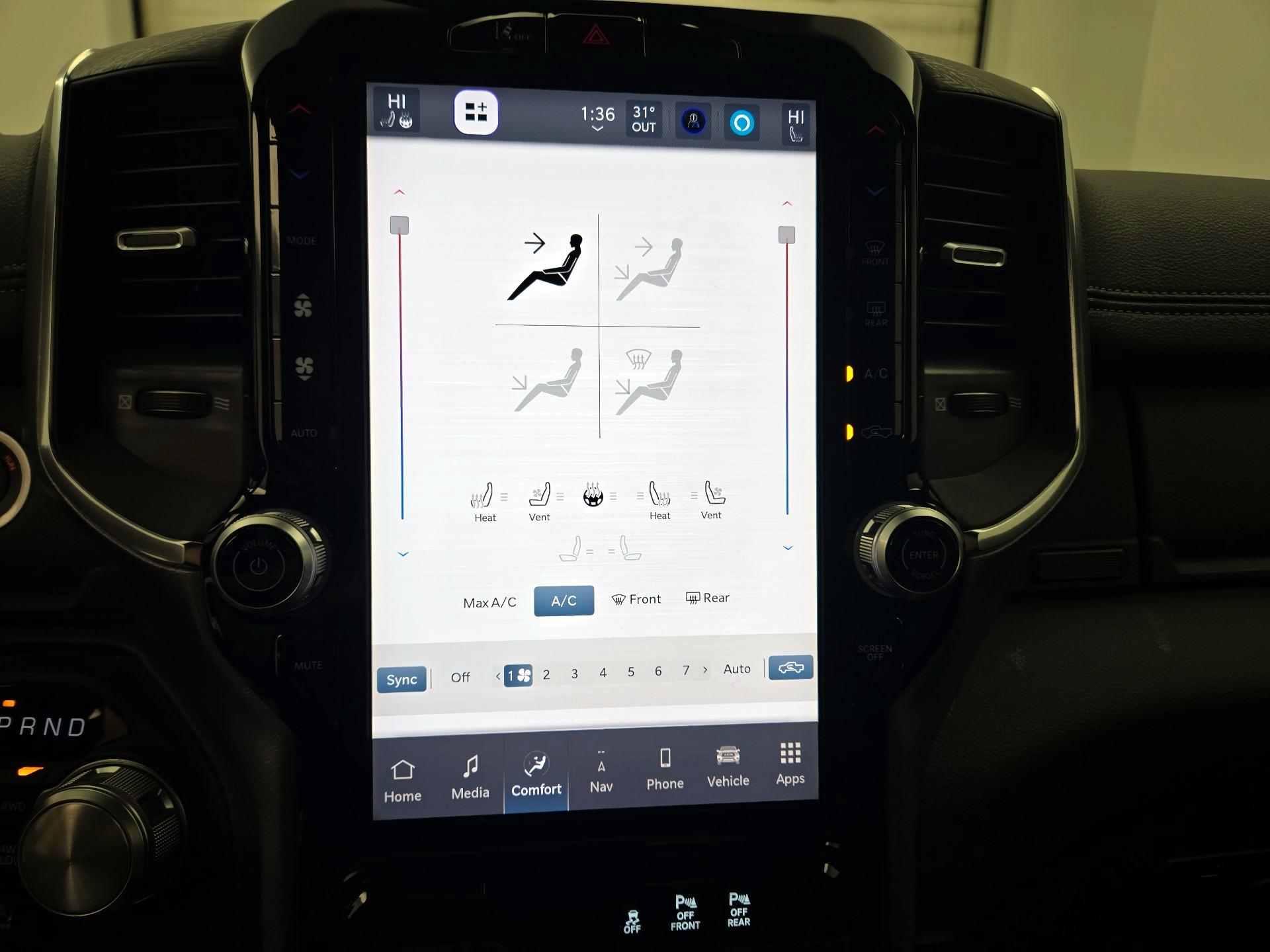 Thumbnail: 2025 RAM 1500 - 17