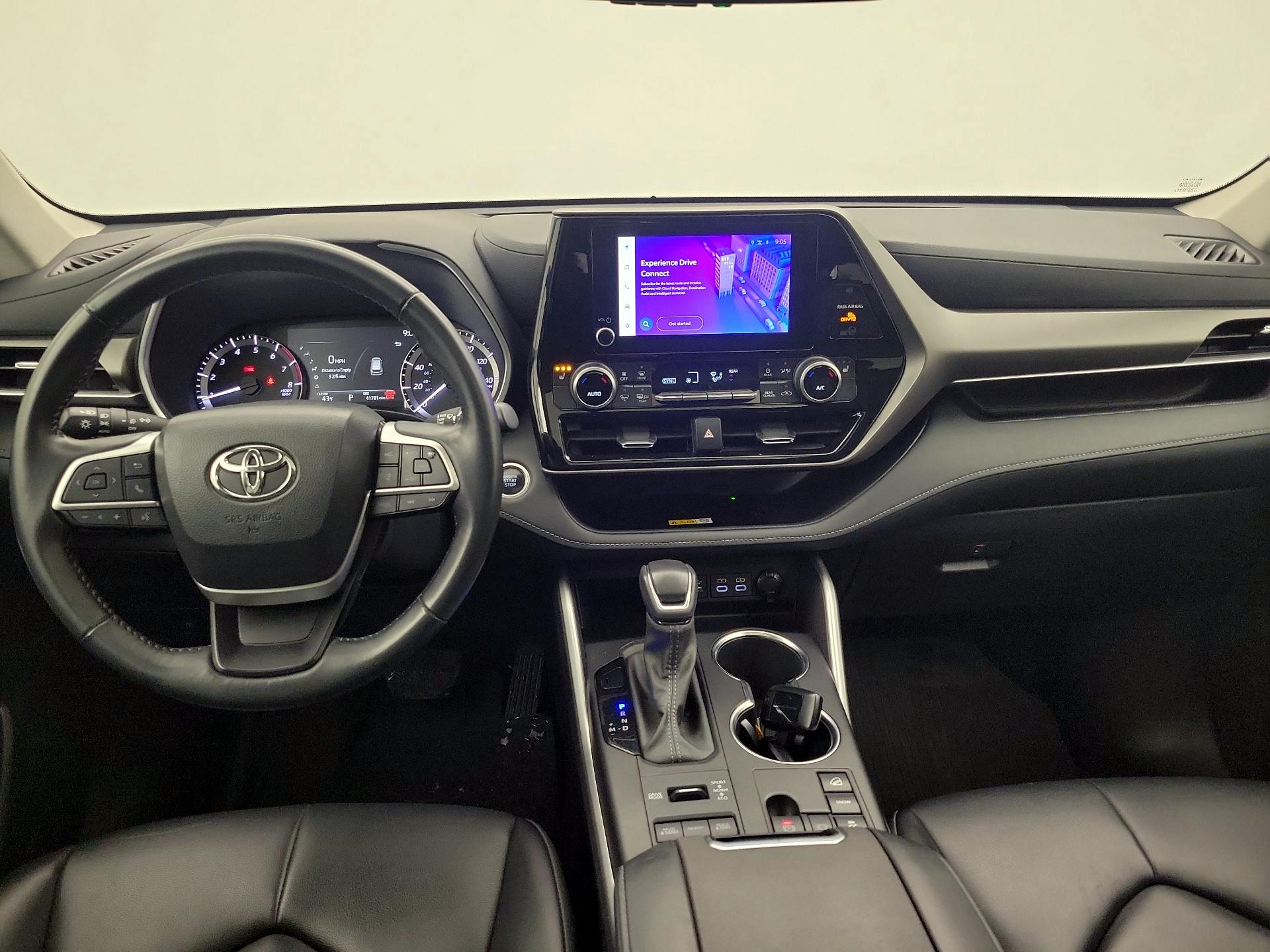 Thumbnail: 2024 Toyota Highlander - 9