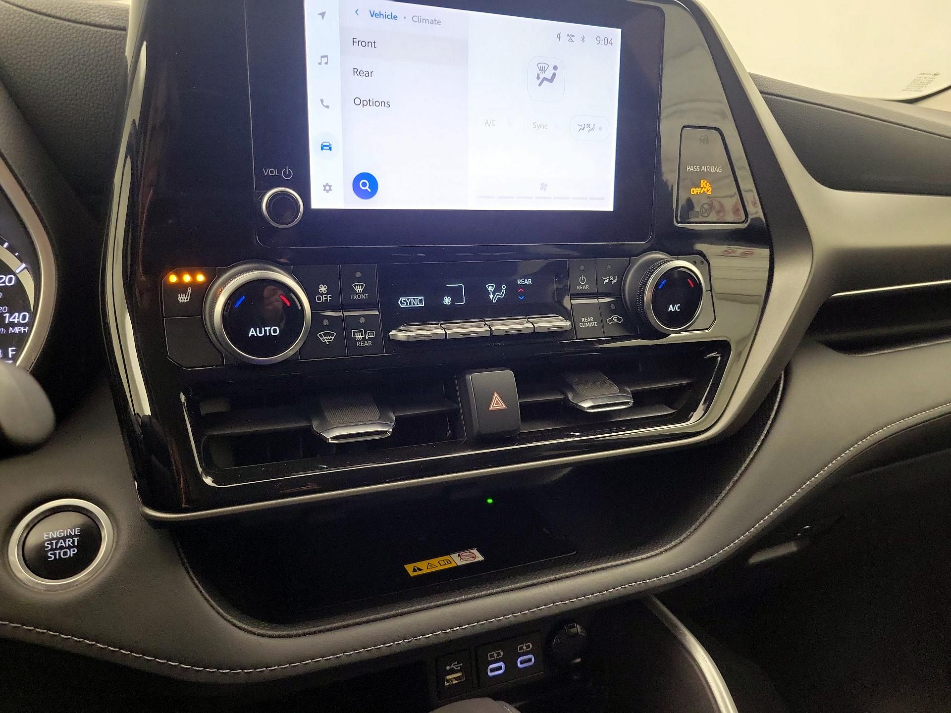 Thumbnail: 2024 Toyota Highlander - 17