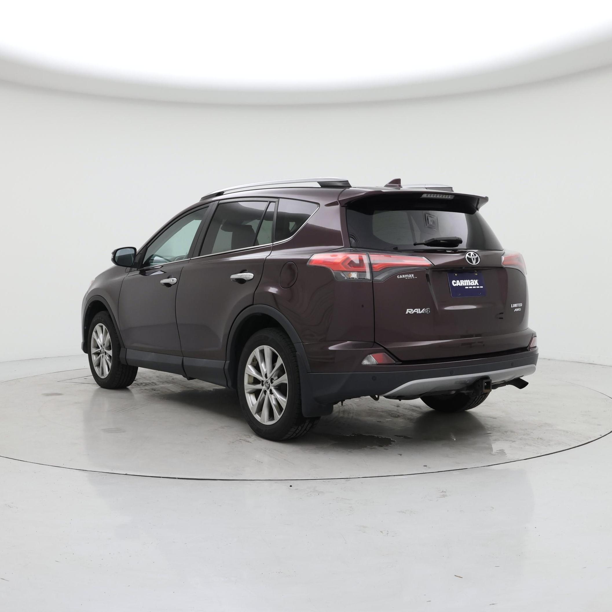 Thumbnail: 2017 Toyota RAV4 - 2