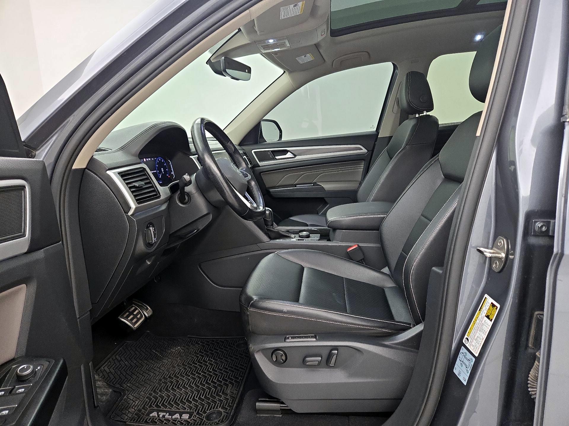 Thumbnail: 2021 Volkswagen Atlas - 11