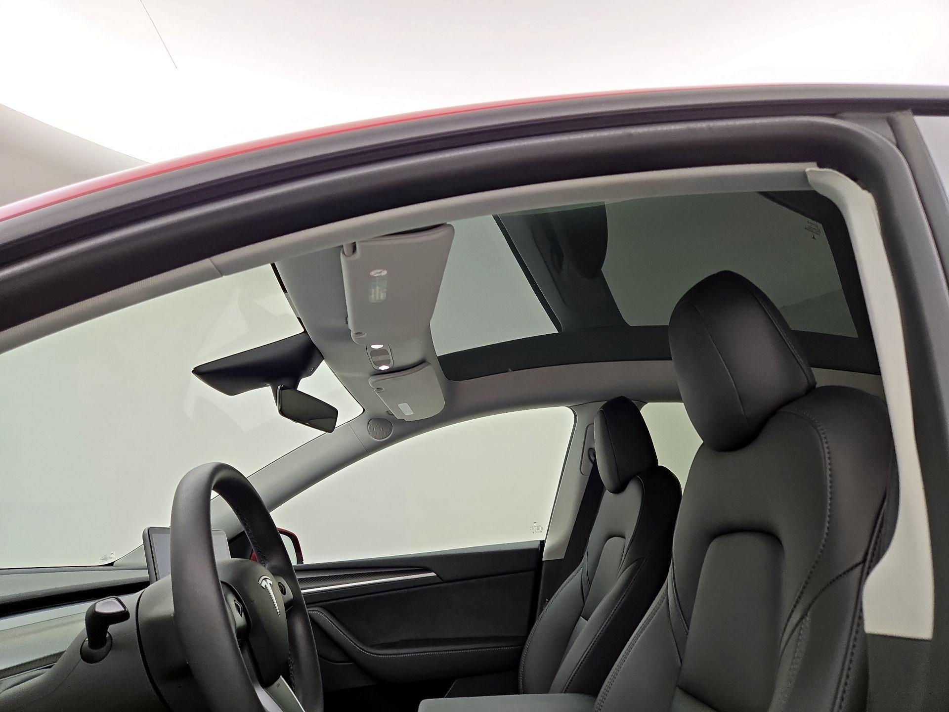 Thumbnail: 2023 Tesla Model Y - 18