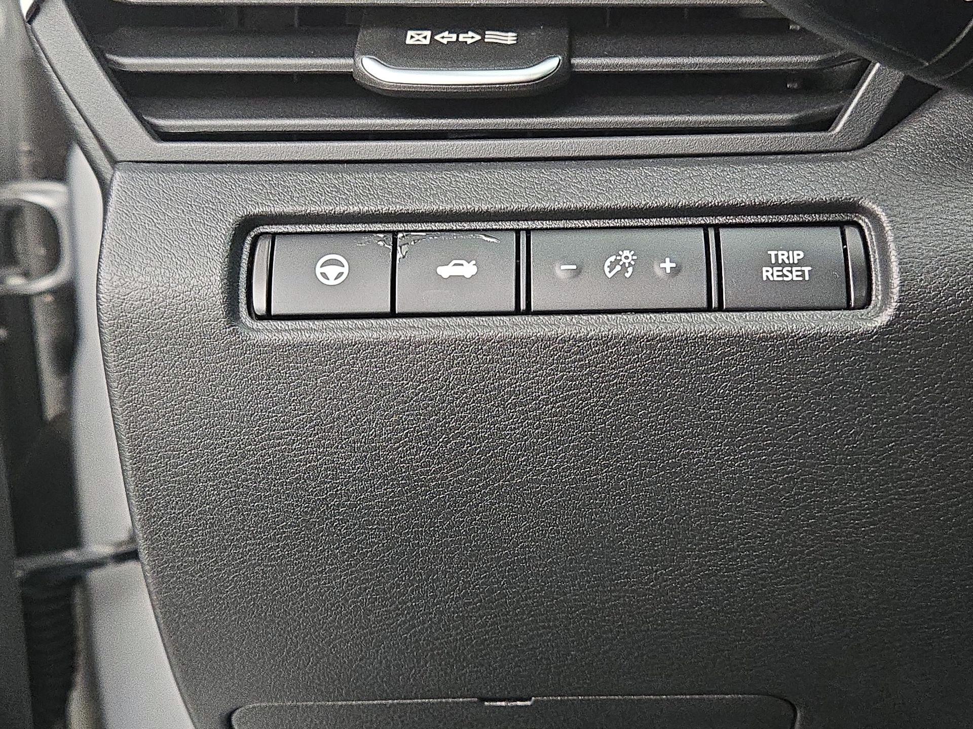 Thumbnail: 2022 Nissan Altima - 13