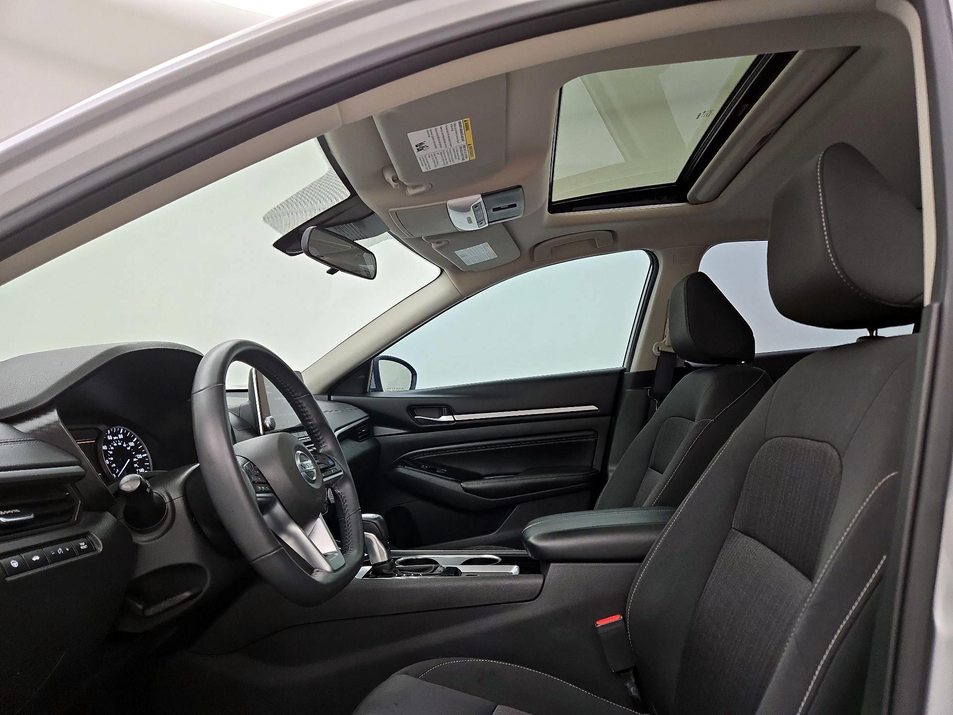 Thumbnail: 2022 Nissan Altima - 19