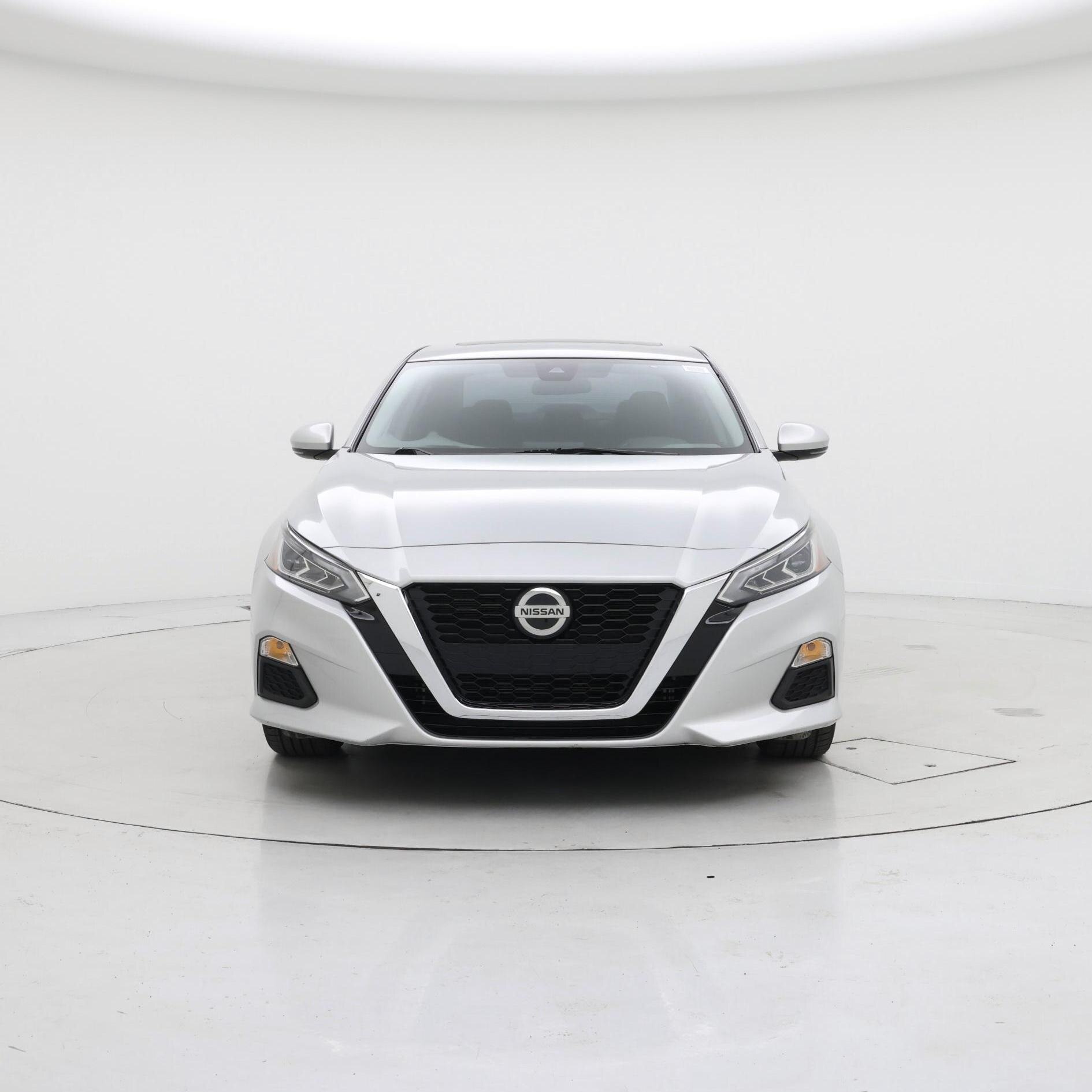 Thumbnail: 2022 Nissan Altima - 5