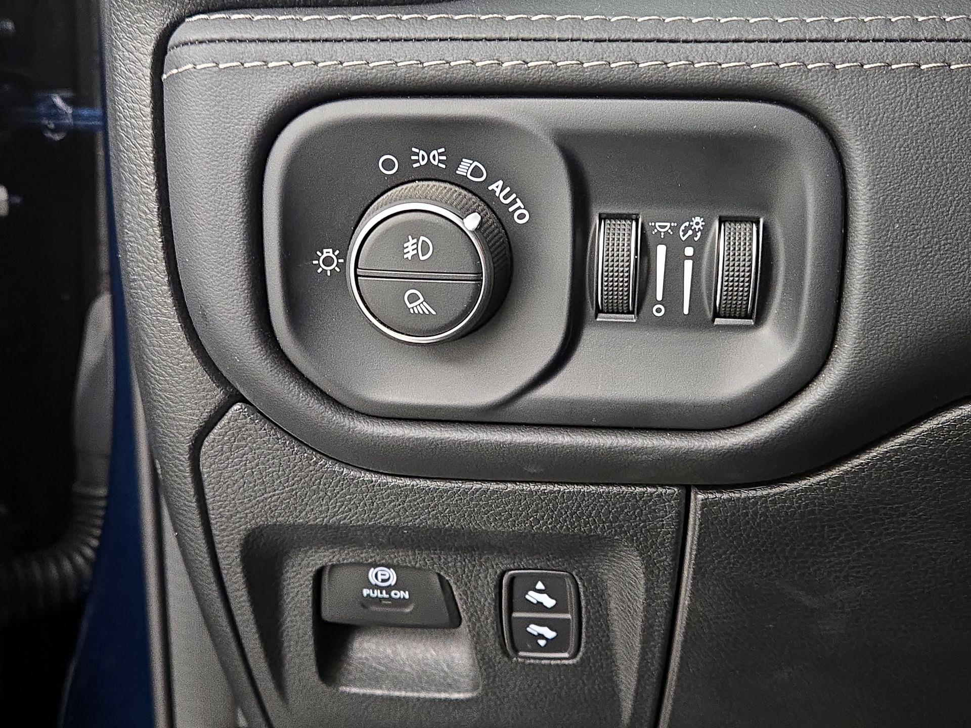 Thumbnail: 2024 RAM 1500 - 13