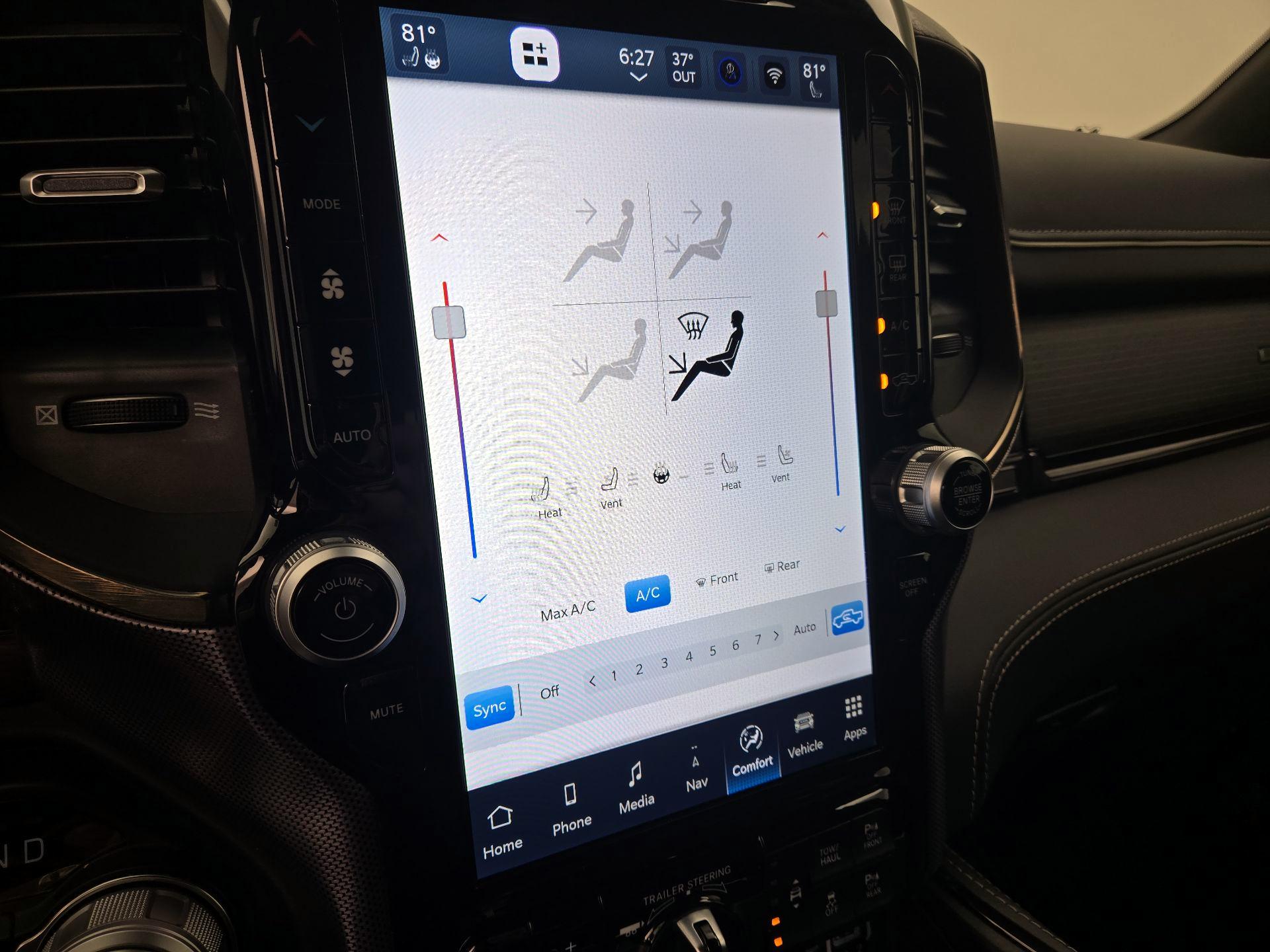 Thumbnail: 2024 RAM 1500 - 17