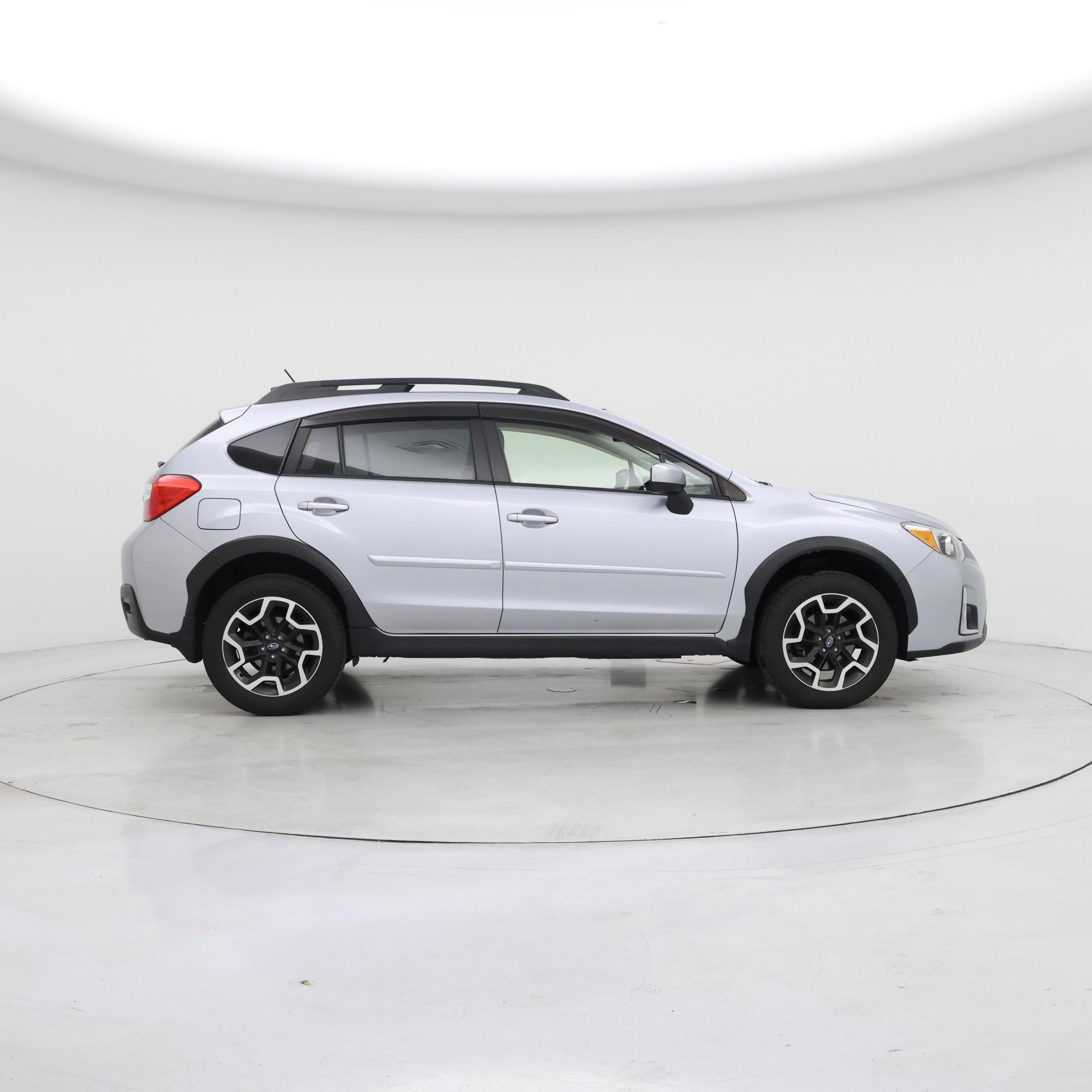 Thumbnail: 2017 Subaru Crosstrek - 7