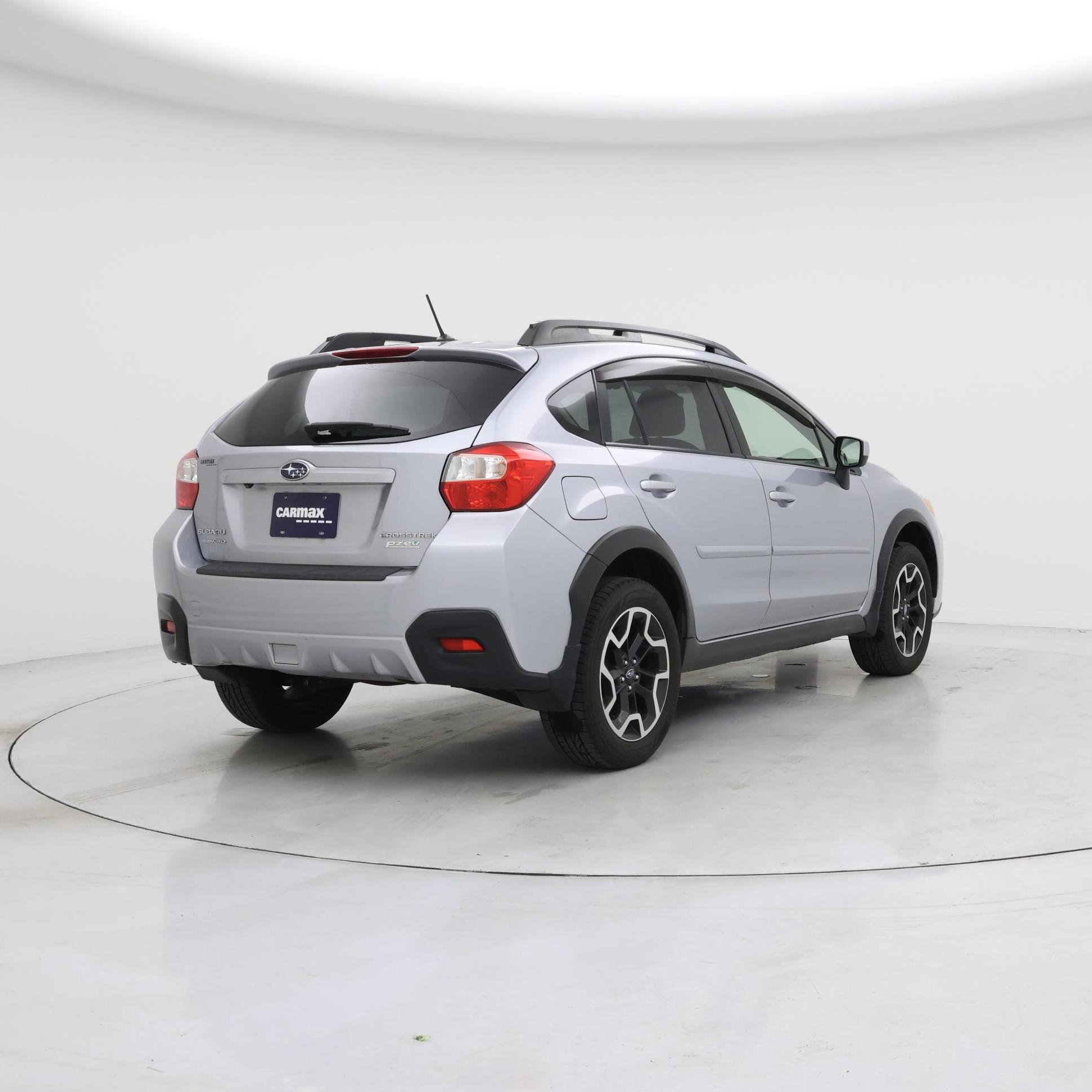 Thumbnail: 2017 Subaru Crosstrek - 8