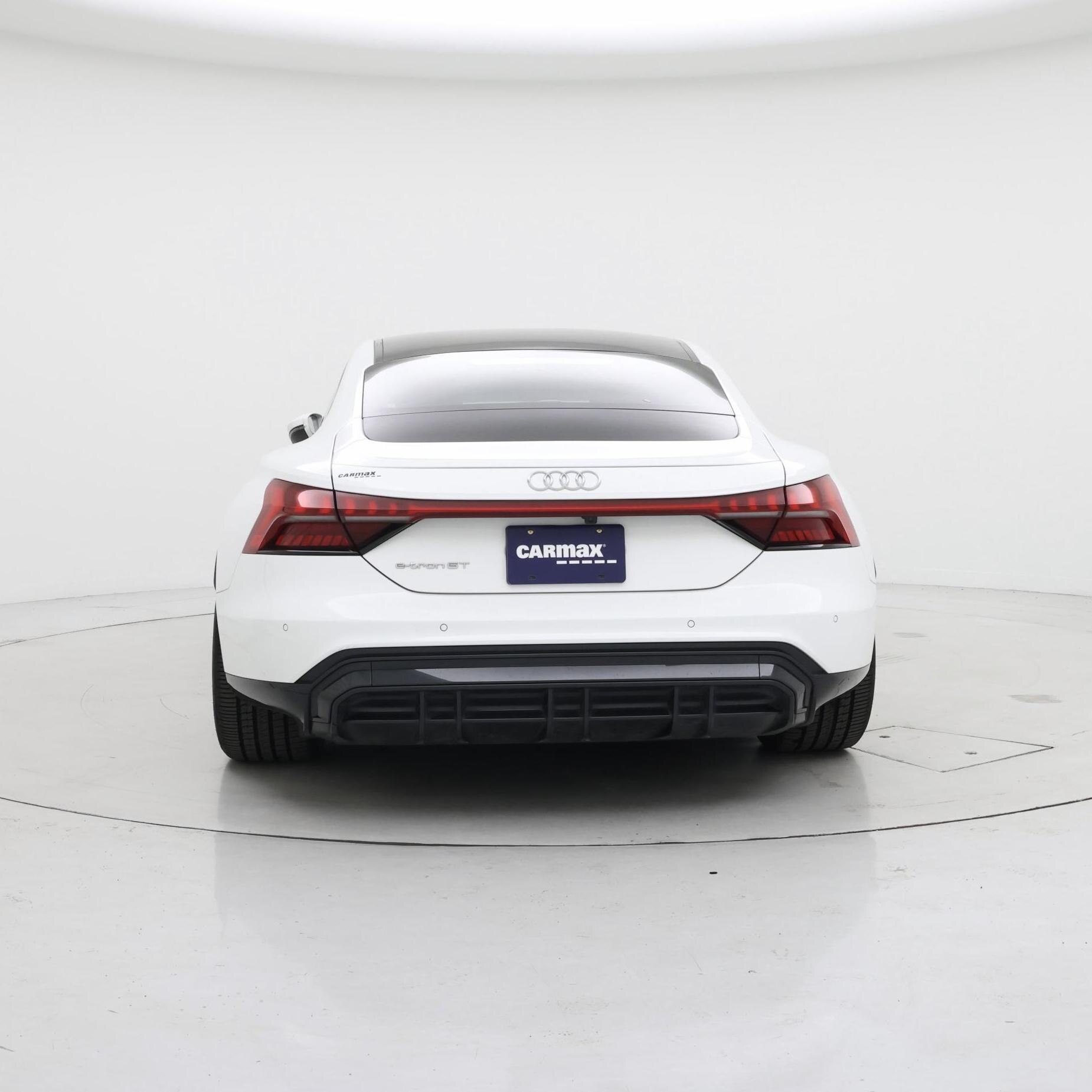 Thumbnail: 2022 Audi e-tron GT - 6