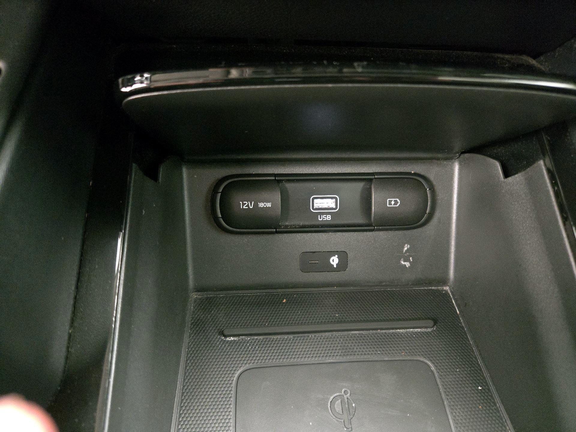 Thumbnail: 2022 Kia Telluride - 19